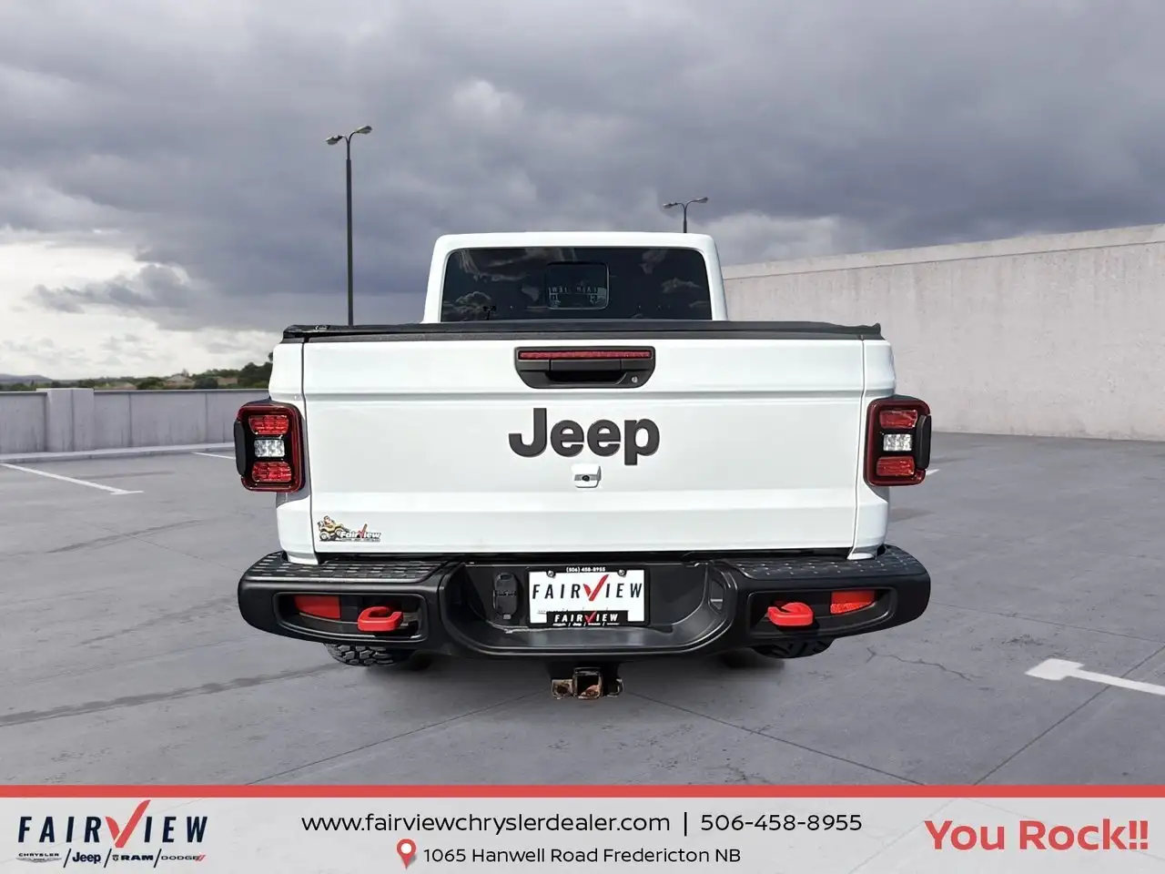 Jeep Gladiator снимка Jeep Gladiator