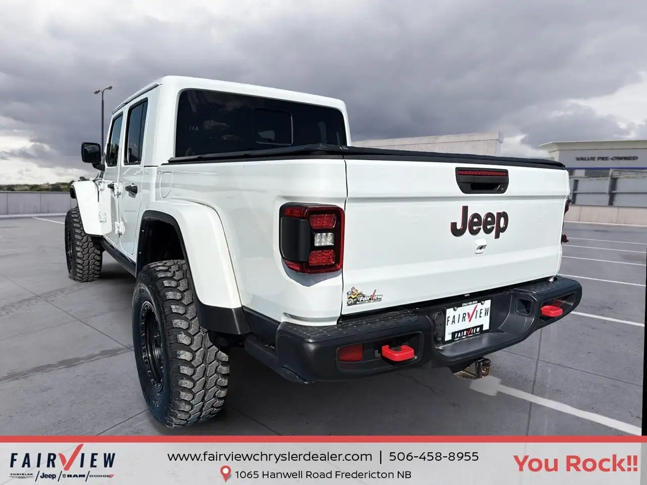 Jeep Gladiator снимка Jeep Gladiator