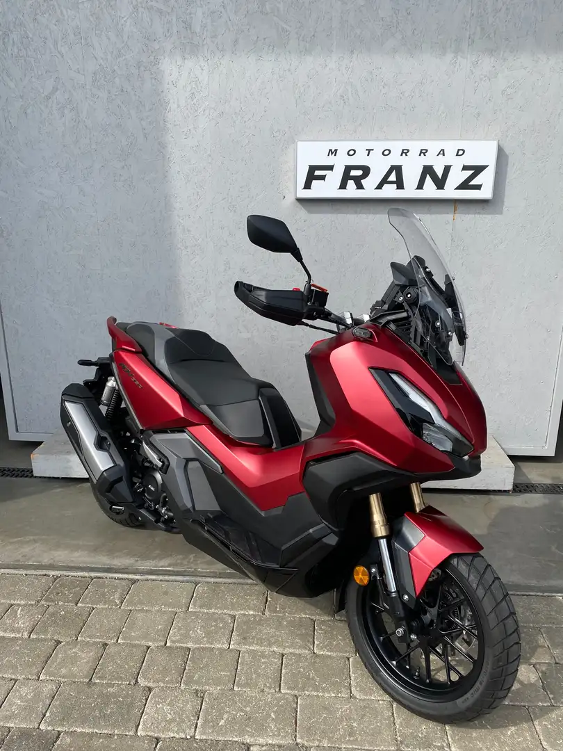 Honda ADV 350 Rojo - 2