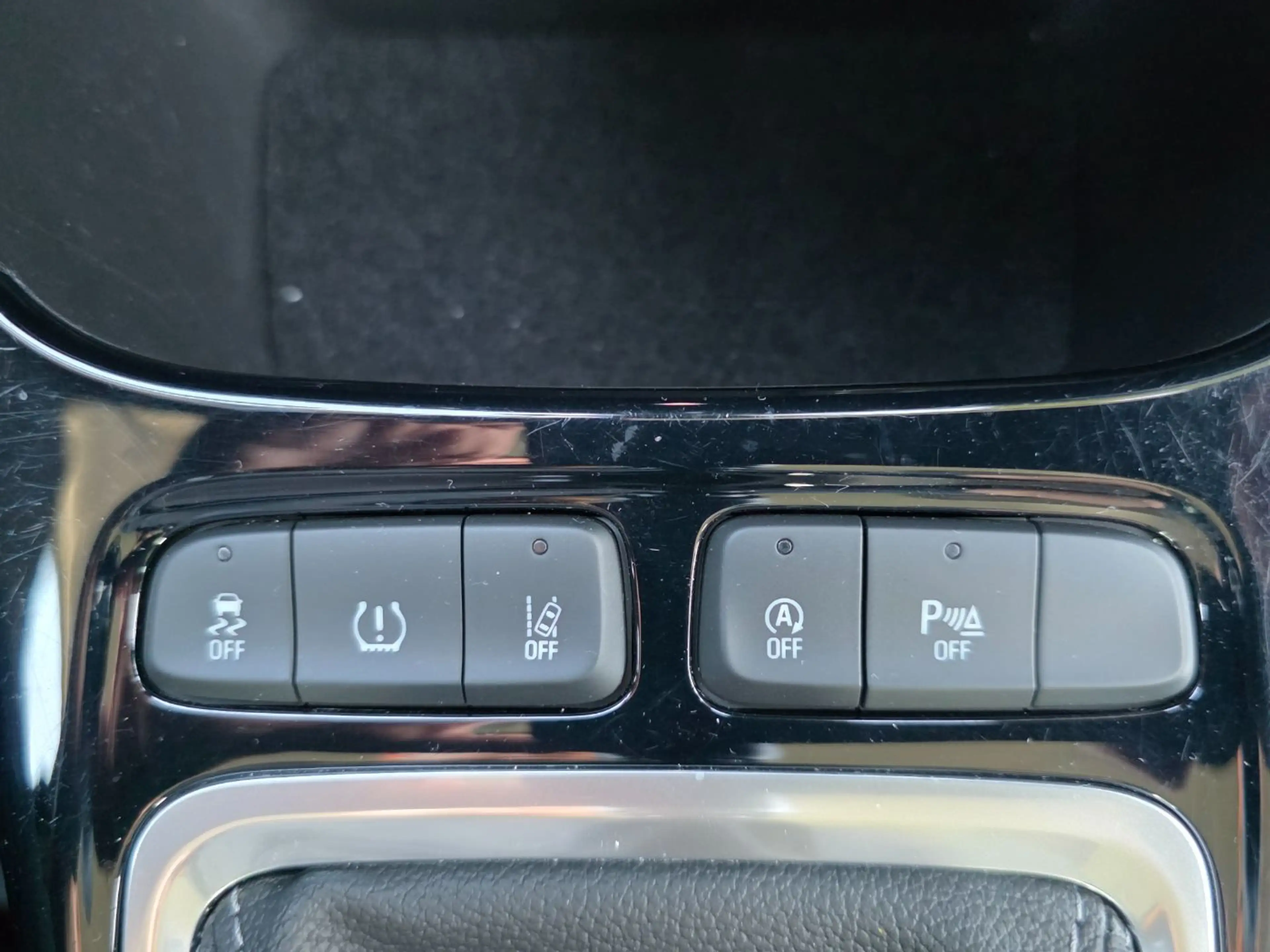 Opel Crossland Ultimate 1.2 Inspektionspaket BigDeal! — photo 12