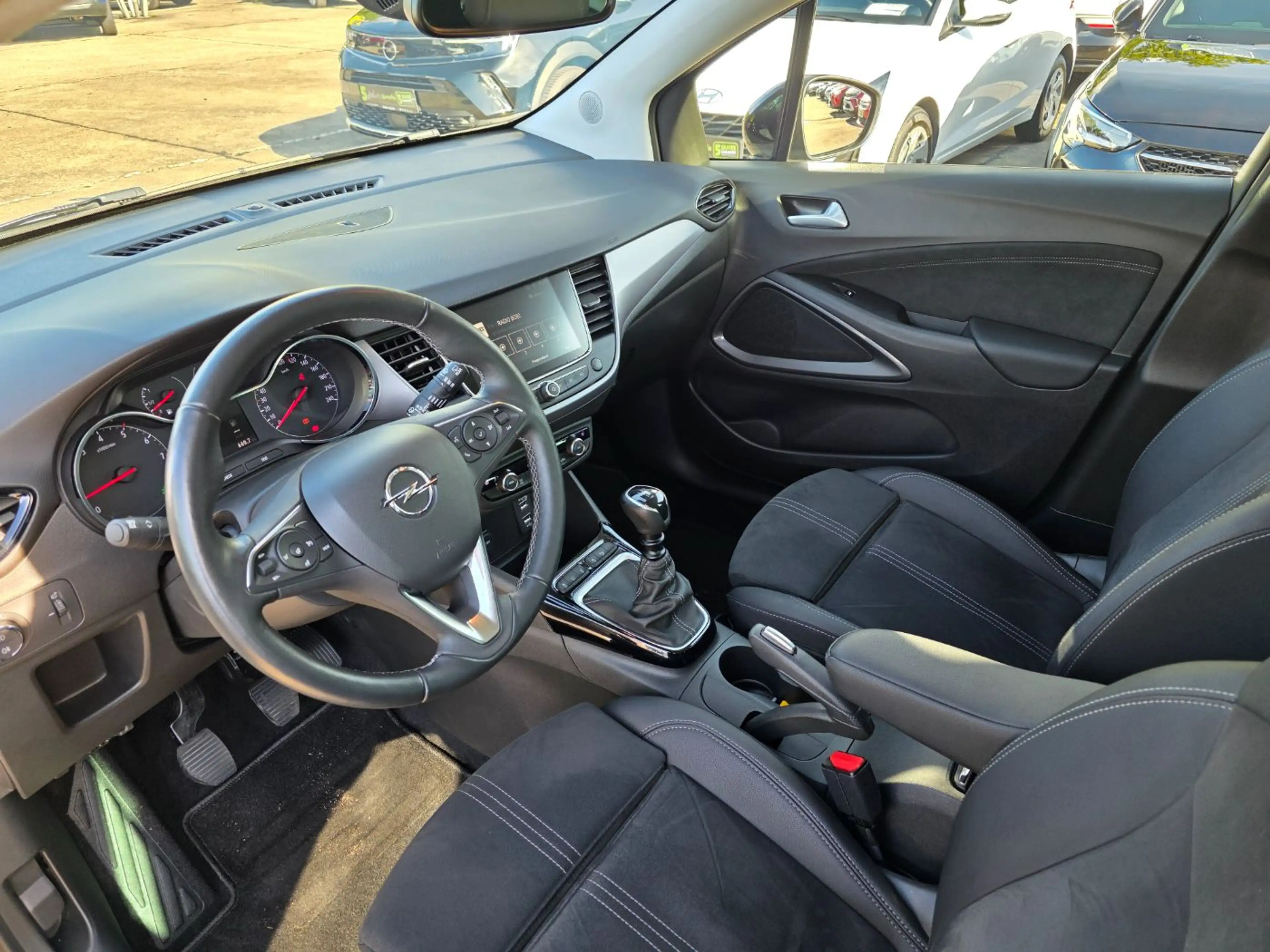 Opel Crossland Ultimate 1.2 Inspektionspaket BigDeal! — photo 9