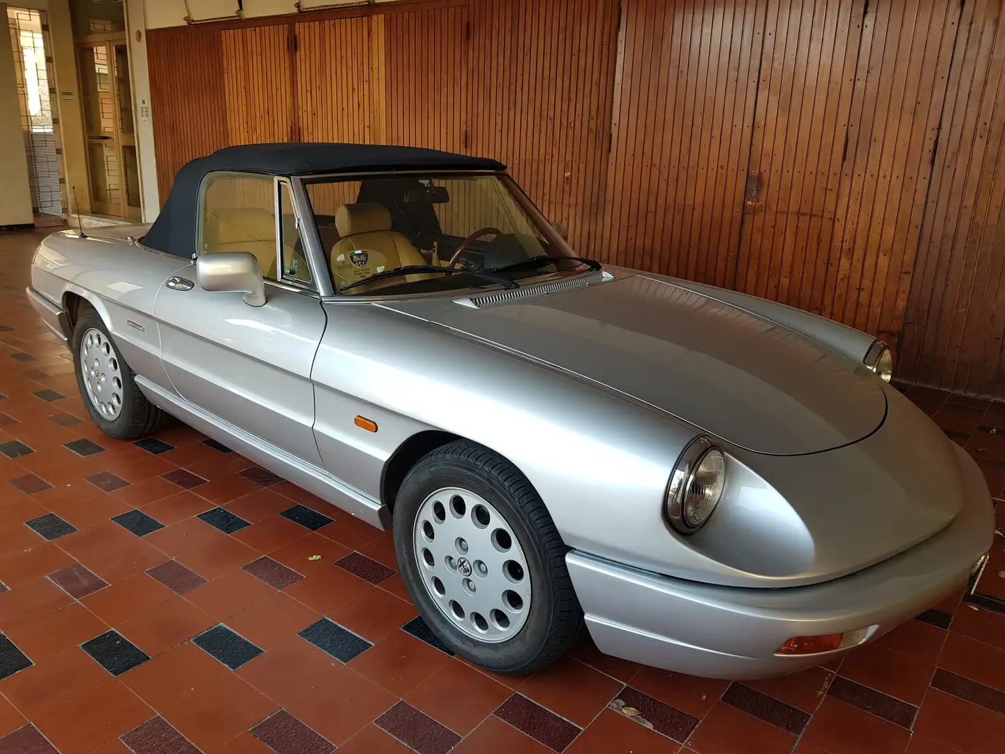 Alfa Romeo Spider Spider 2.0 my90 Stříbrná - 1