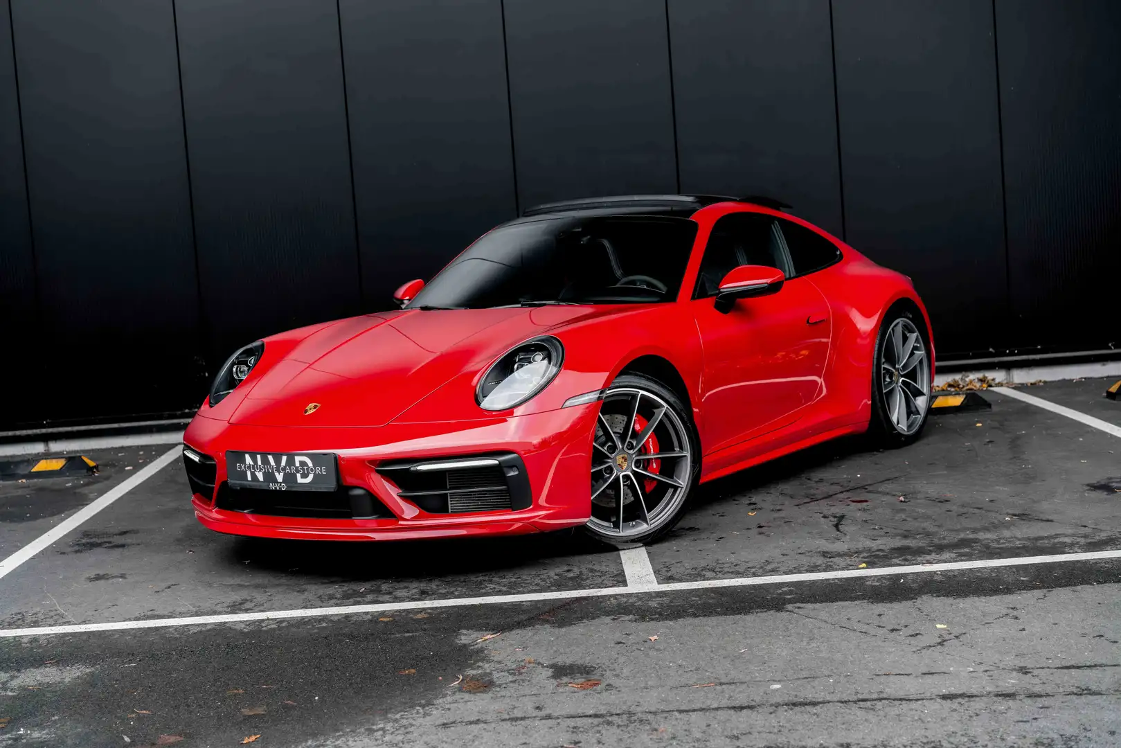 Porsche 992 Carrera S | Sport Chrono | Sport Exhaust | Sunroof Rojo - 1