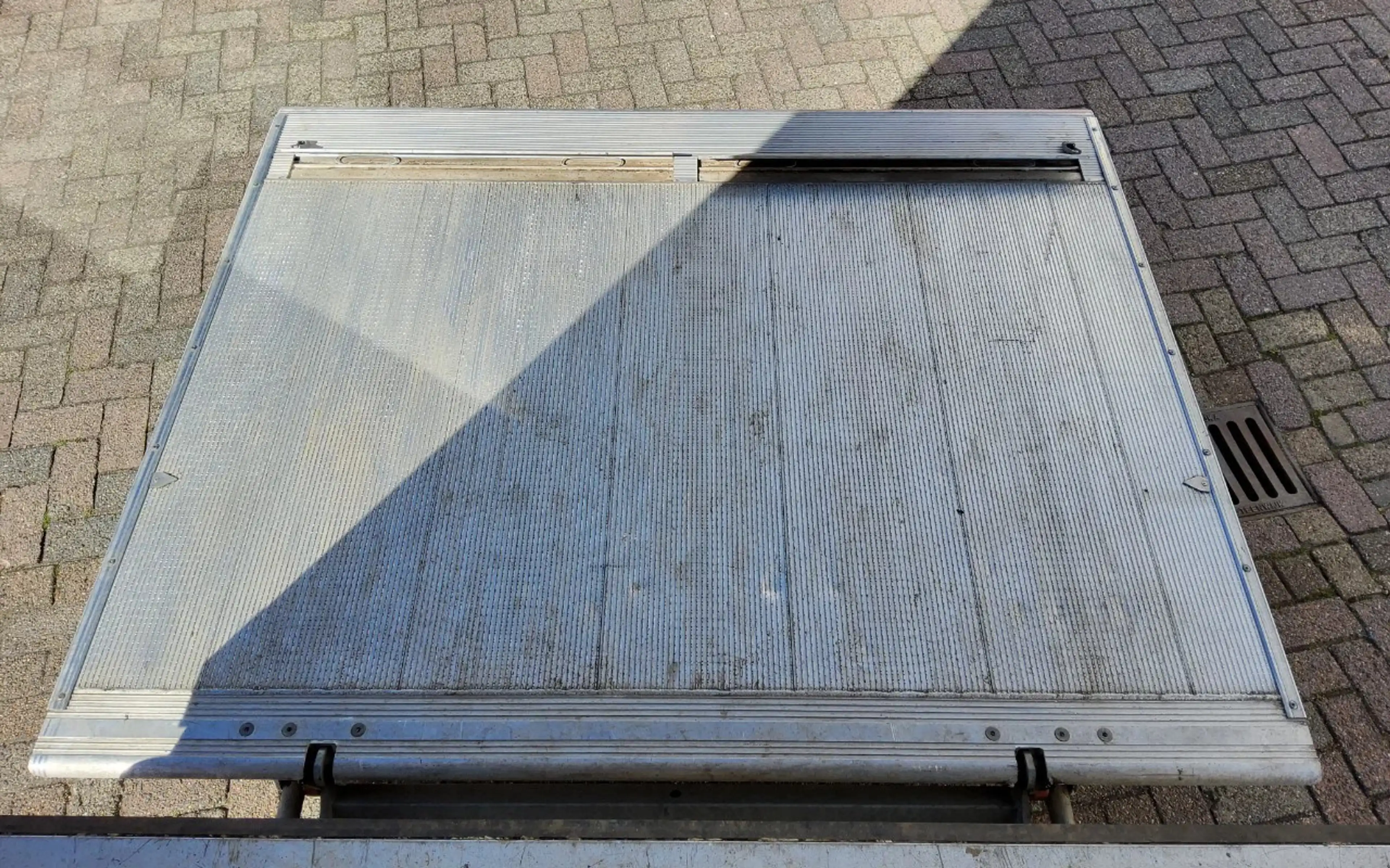 Renault Master 165.35 - V-26-PHD - OPBOUW + LAADKLEP 750 KG. - EU — photo 8