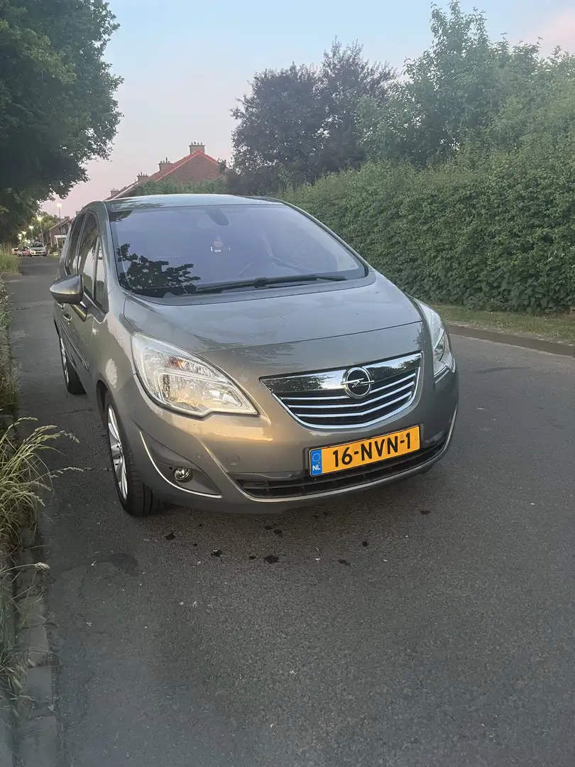 Opel Meriva 1.4 Turbo Cosmo Marrón - 2