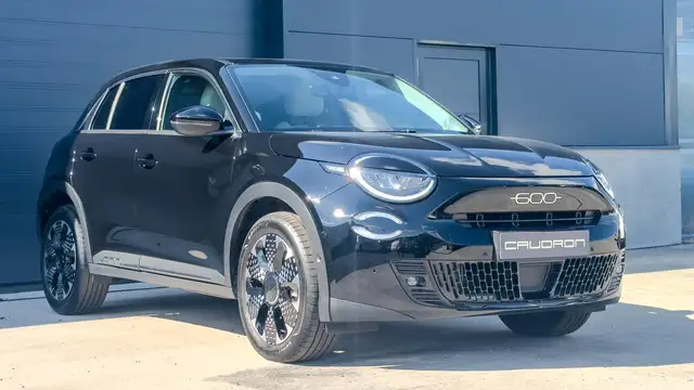 Fiat 600 1.2 Hybrid 'La Prima' /Full Option/ Automaat /'25