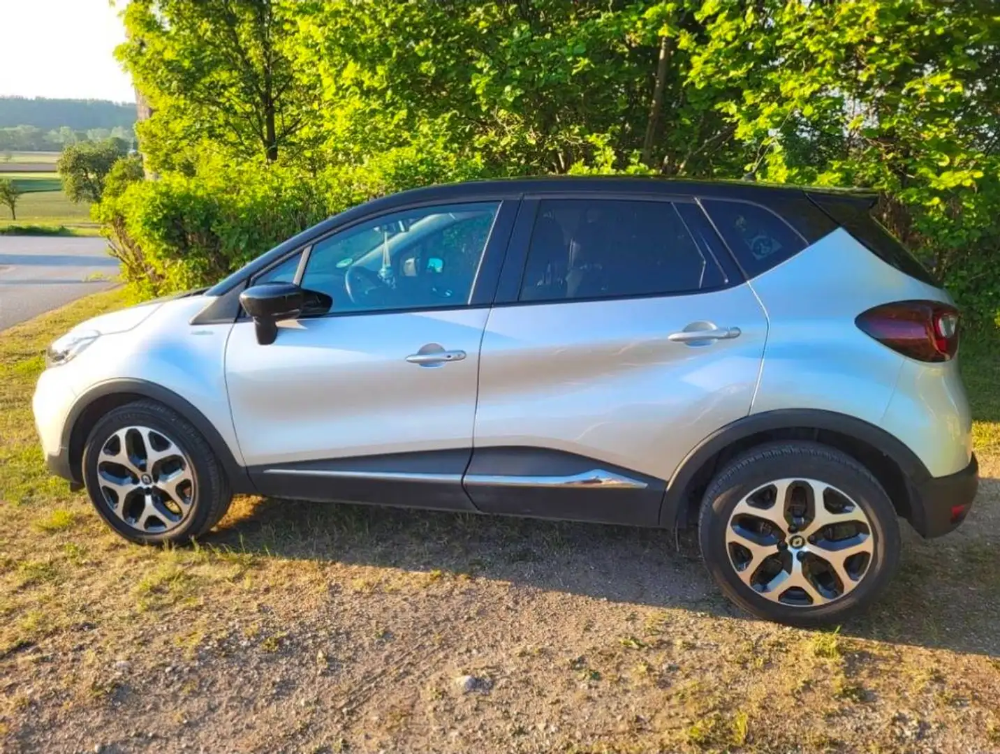 Renault Captur Captur 4Austria ENERGY TCe 90 4Austria Silber - 2