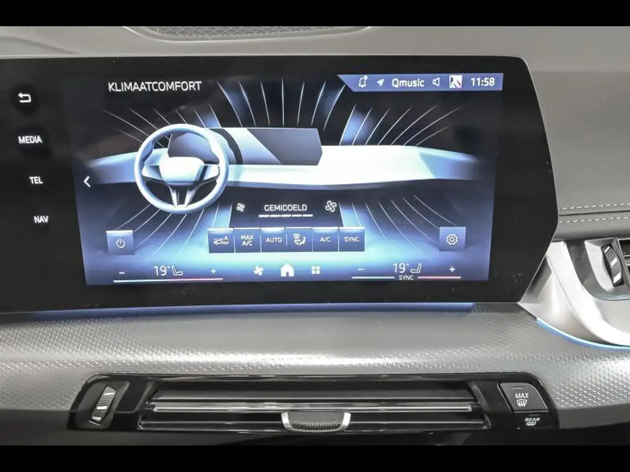 BMW X1 xDrive 25e, миниатюра 12