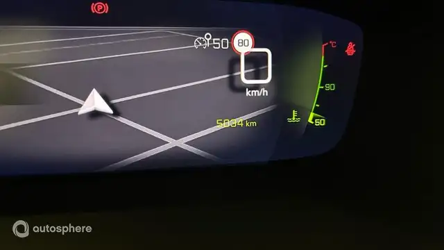 Peugeot 208 view 9