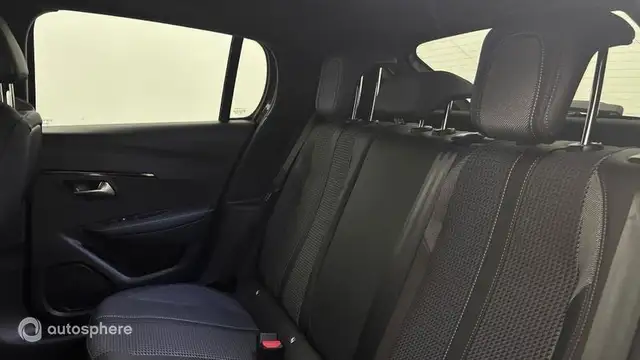 Peugeot 208 view 13
