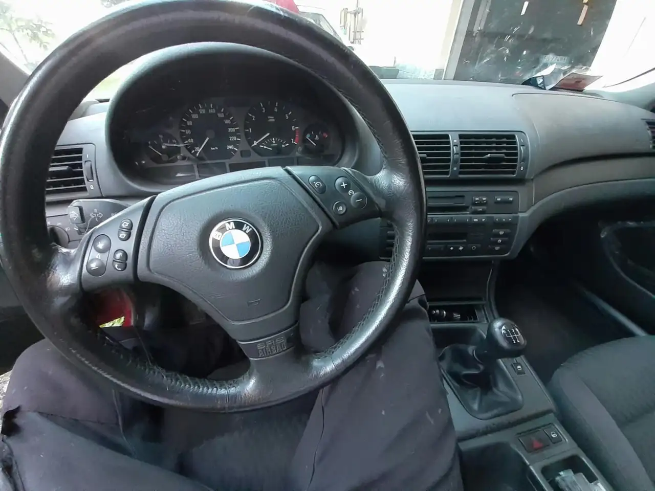 BMW 318i c/2airbag cat., foto 4