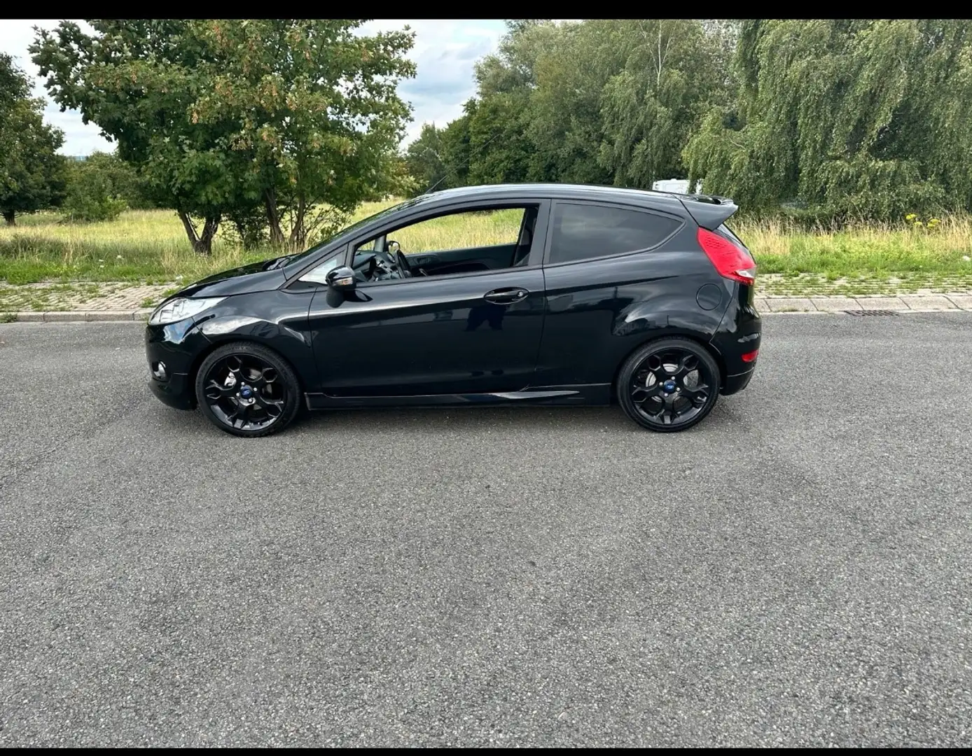 Ford Fiesta 1.6 Ti-VCT S - 1