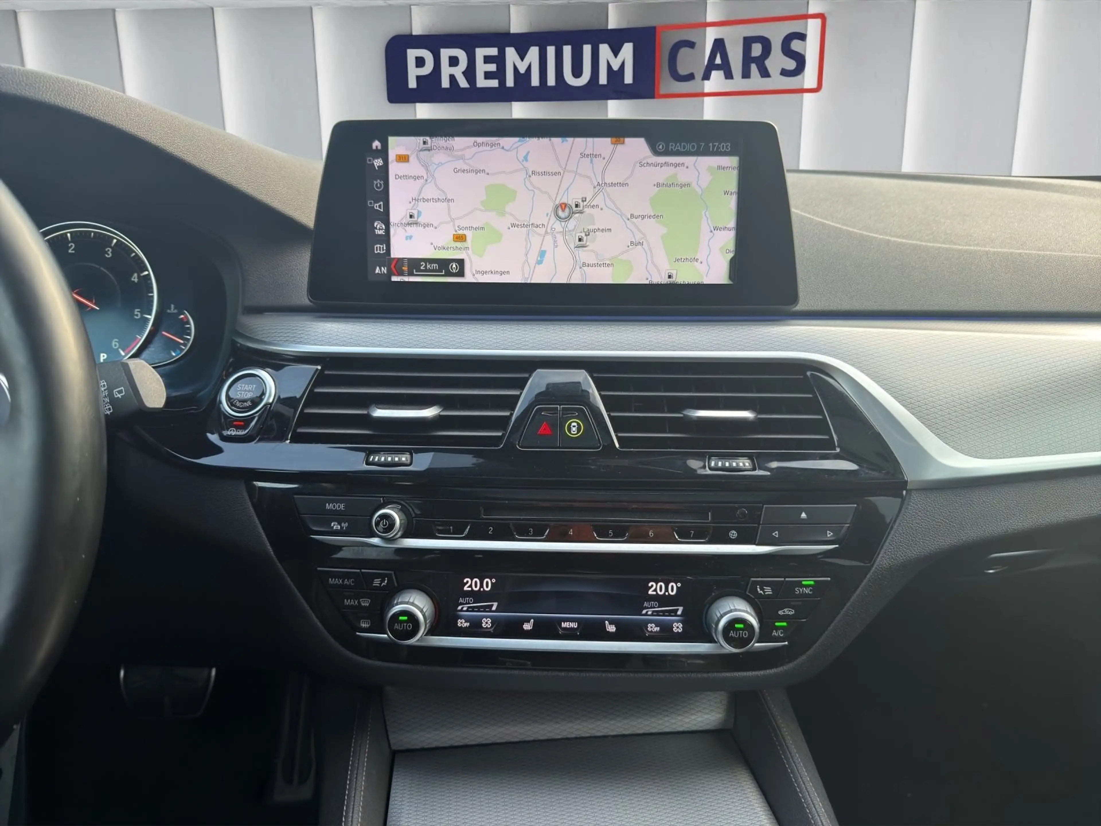 BMW 520 d Touring M-Sport *Garantie*Finanzierung* — photo 14