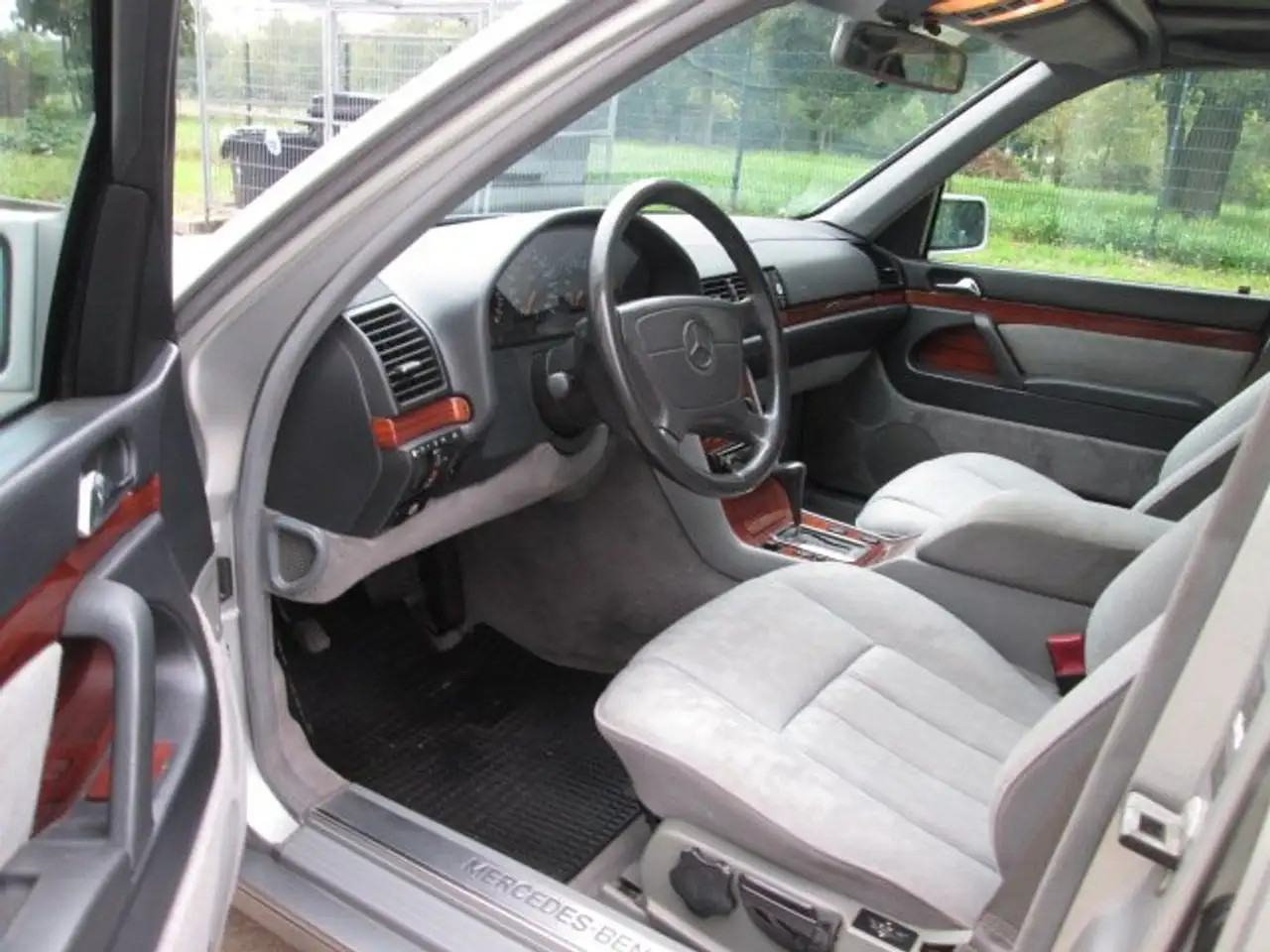 Mercedes-Benz S 300 SE+AUTOMATIK+AHK+FÄHRT GUT+TÜV NEU, foto 11