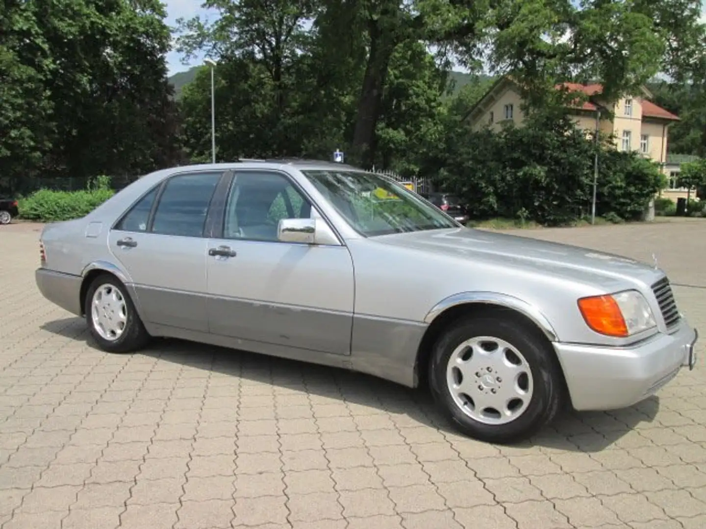Mercedes-Benz S 300 SE+AUTOMATIK+TÜV=03/2025+AHK+ Silver - 2