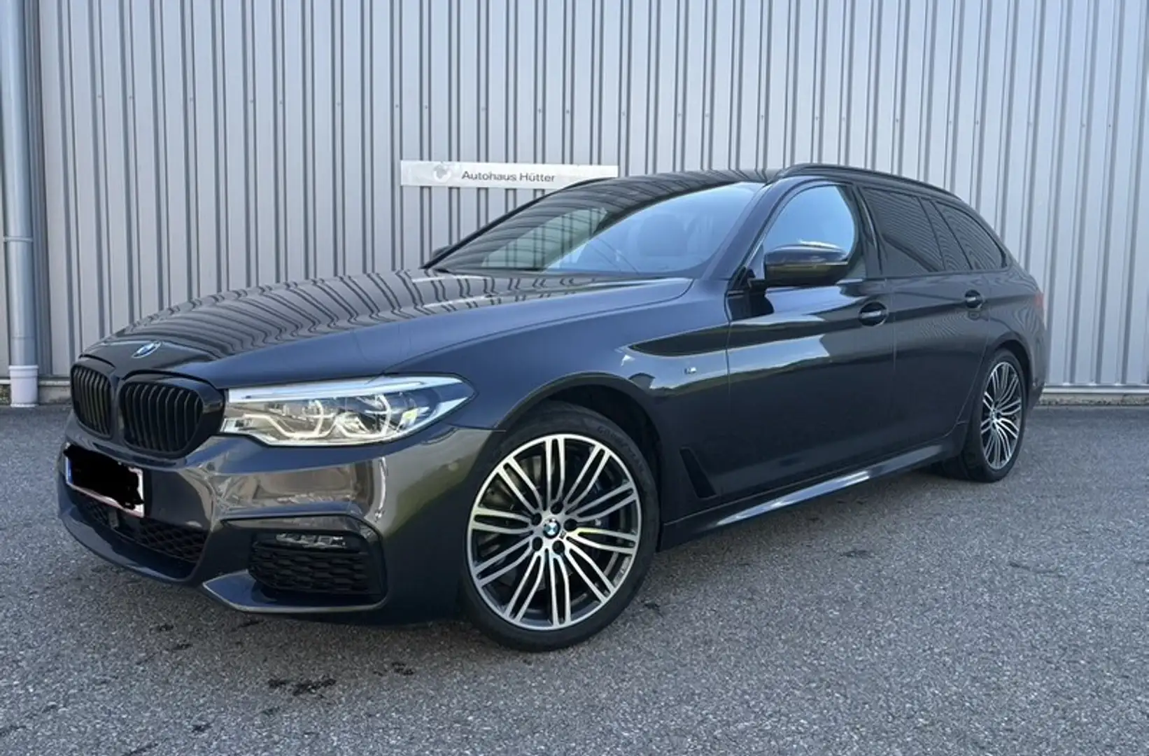 BMW 540 d xdrive M Sport Vermittlungsverkauf! Schwarz - 1
