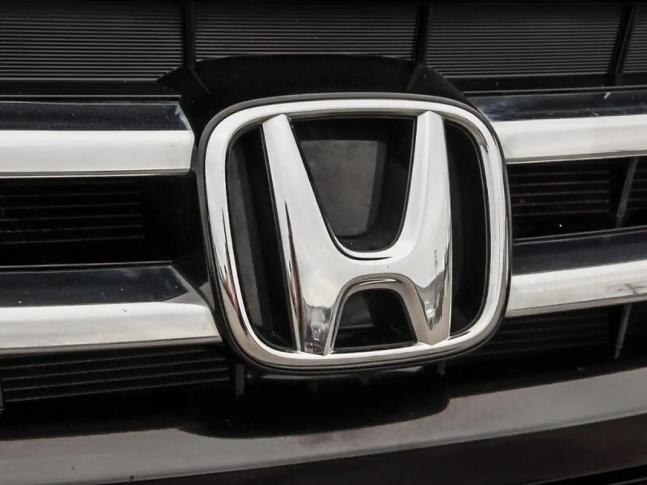 Honda Odyssey снимка Honda Odyssey