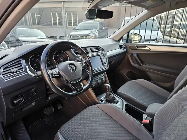 Volkswagen Tiguan view 7