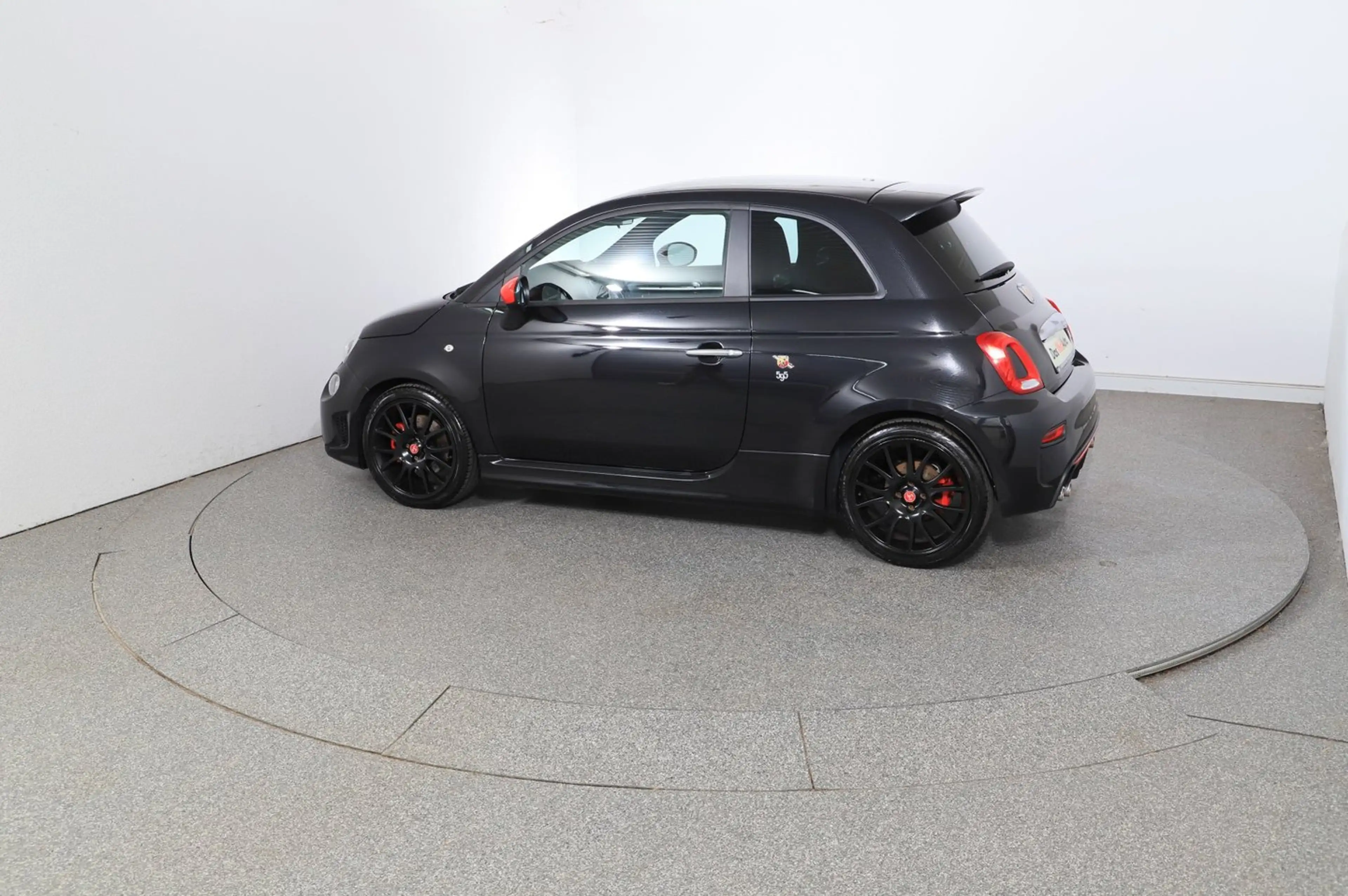 Abarth 500 595 Custom — photo 7