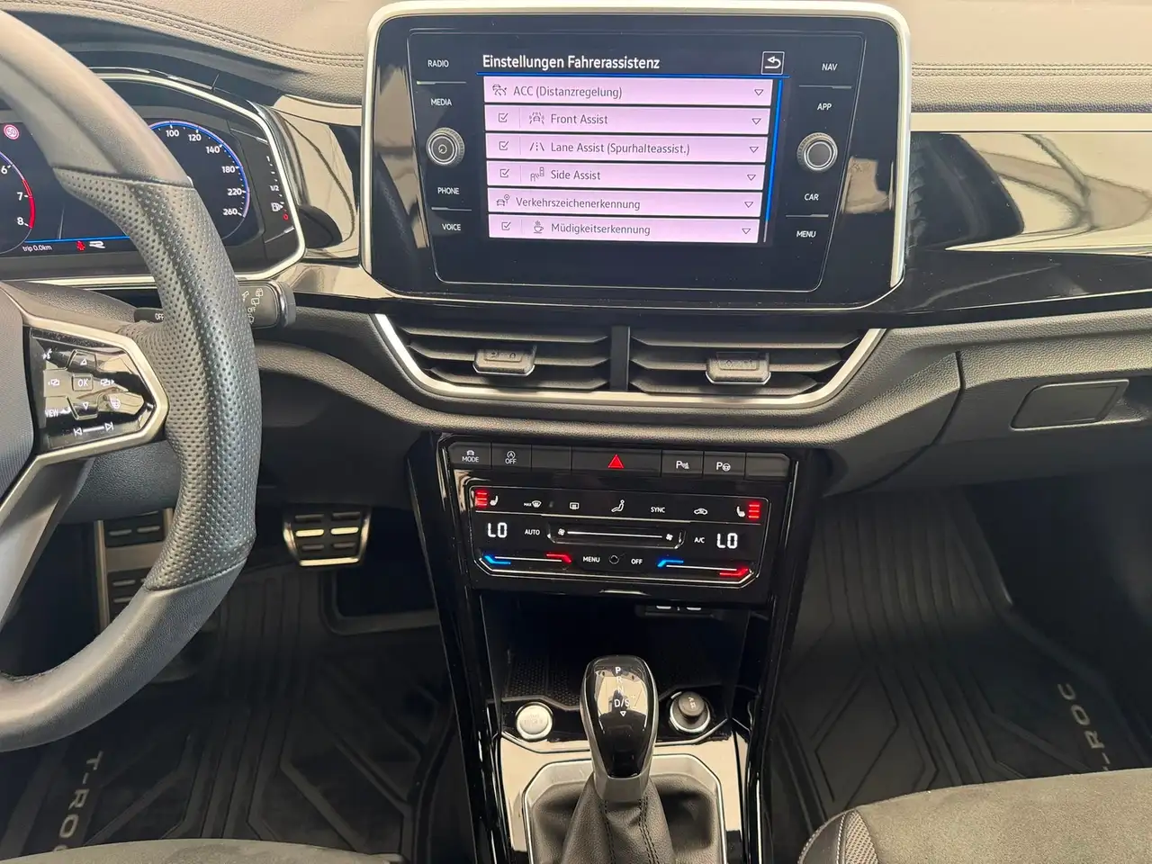 Volkswagen T-Roc, фото 8