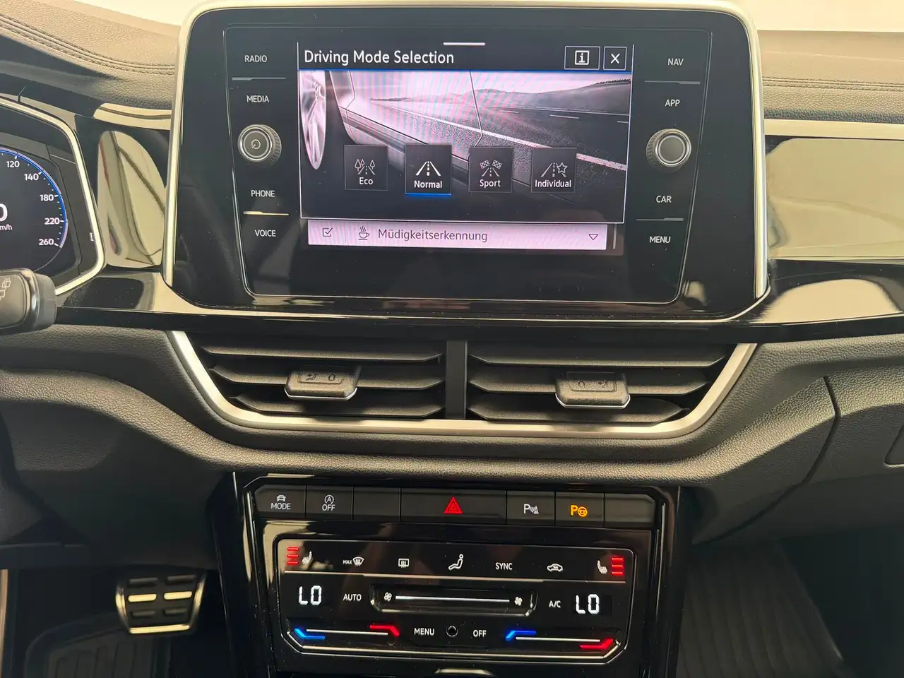 Volkswagen T-Roc, фото 7