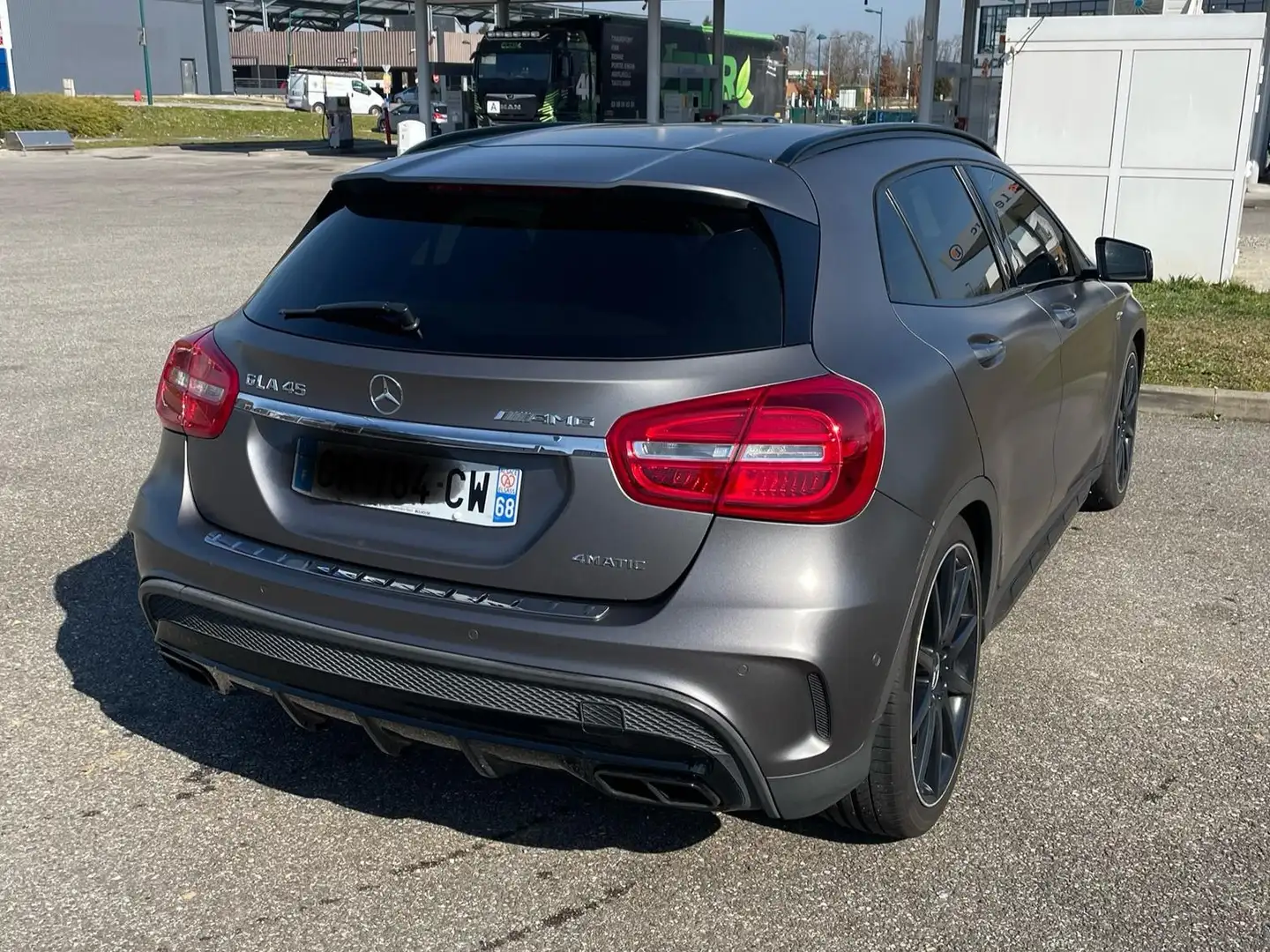 Mercedes-Benz GLA 45 AMG - 2