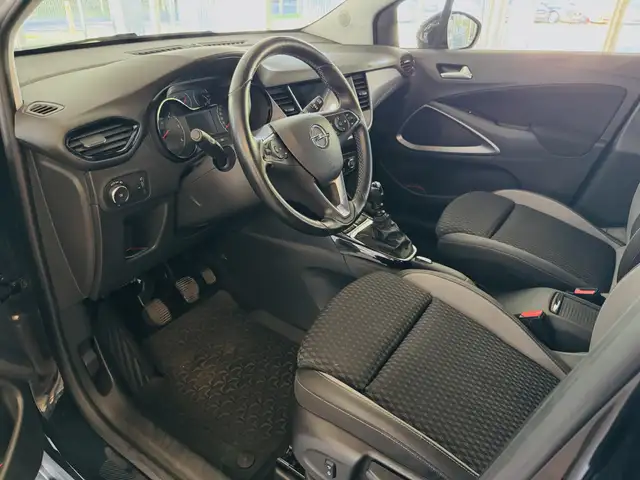 Opel Crossland view 9