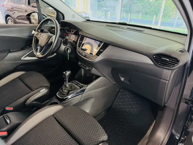 Opel Crossland view 13
