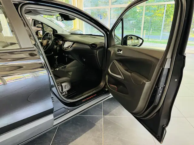 Opel Crossland view 12