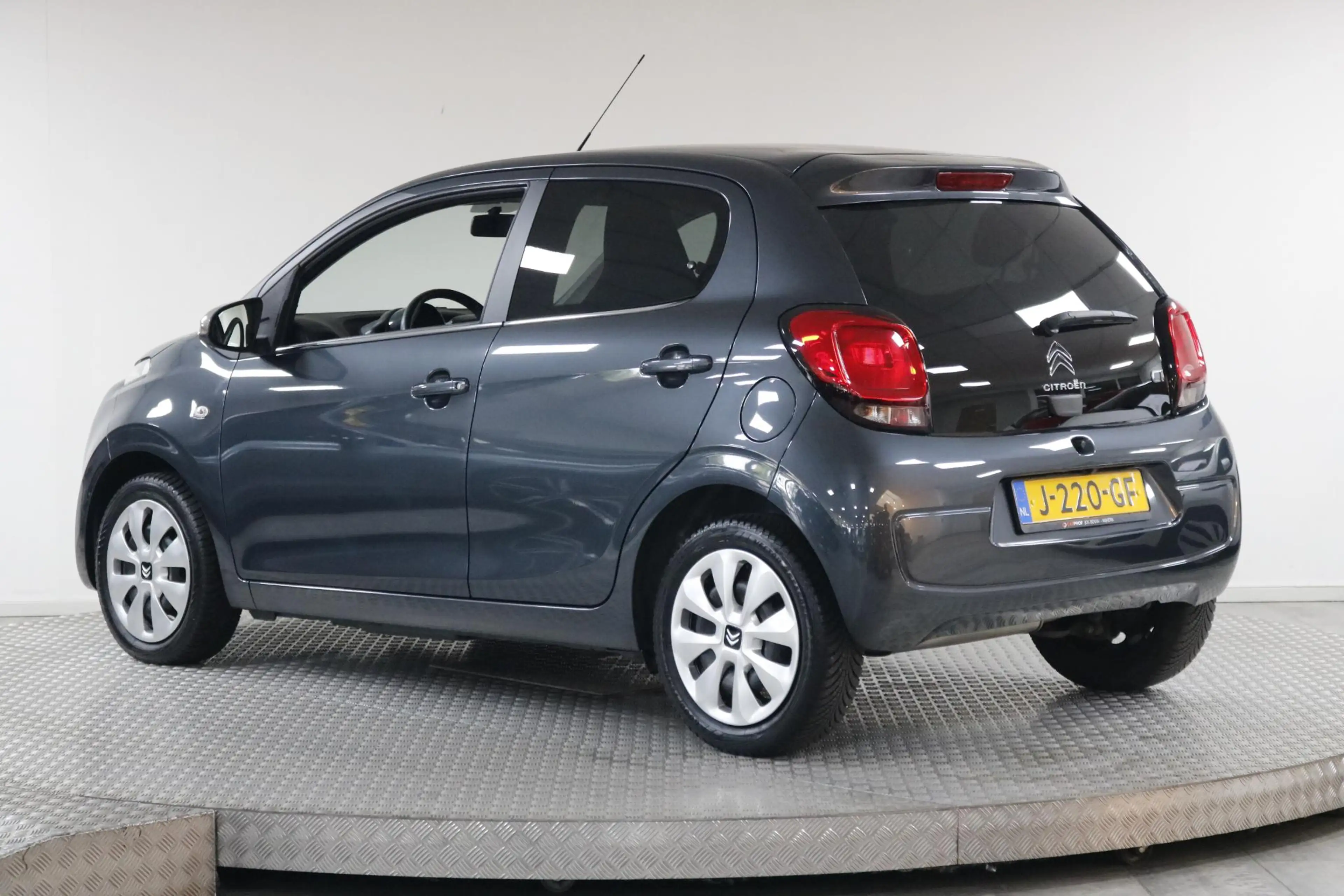 Citroen C1 1.0 VTi Feel All-Seasons | Airco | Carplay | Camer — photo 9