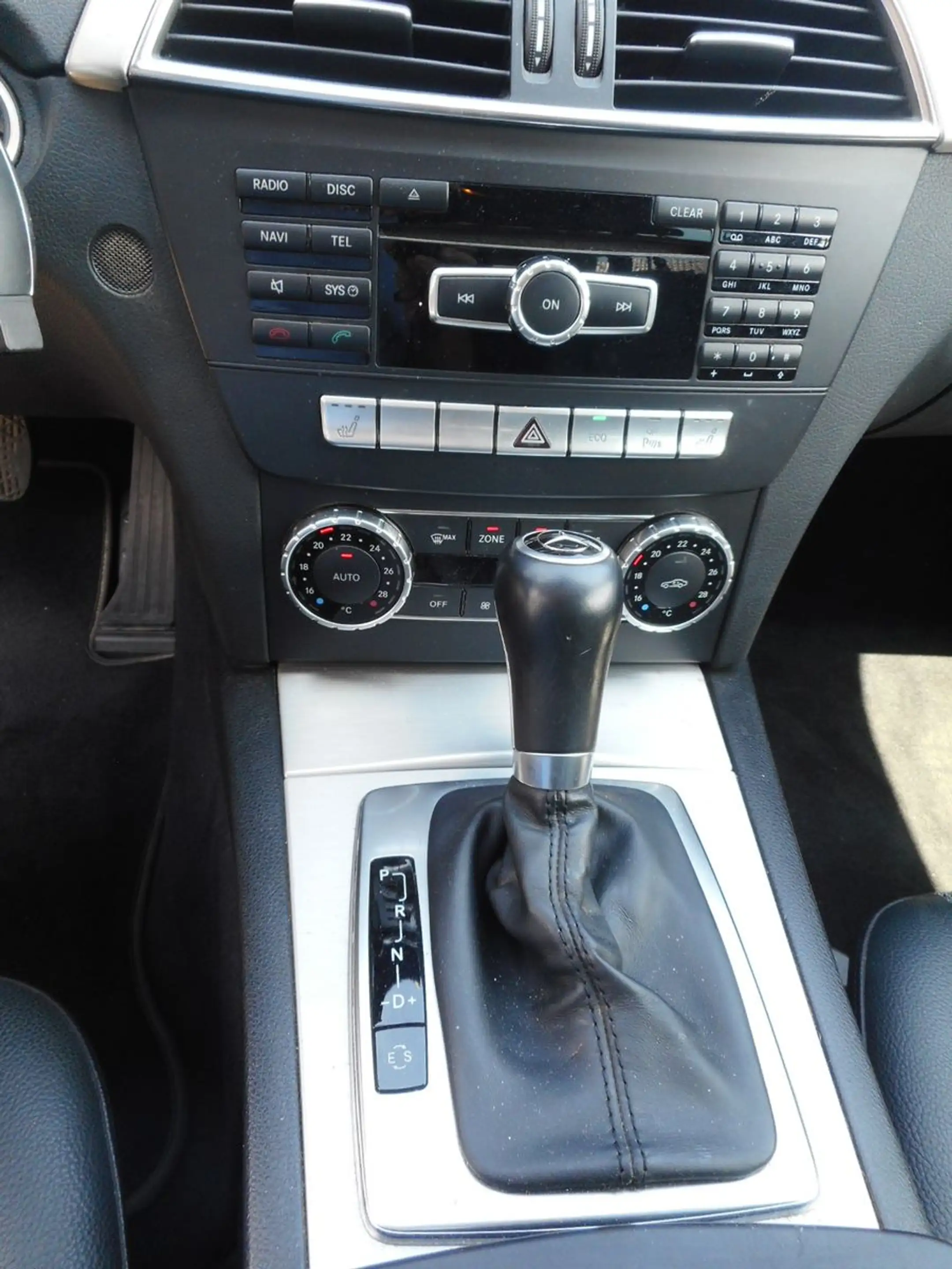 Mercedes-Benz C 220 CDI T Avantgarde Navi PDC HU neu — photo 14