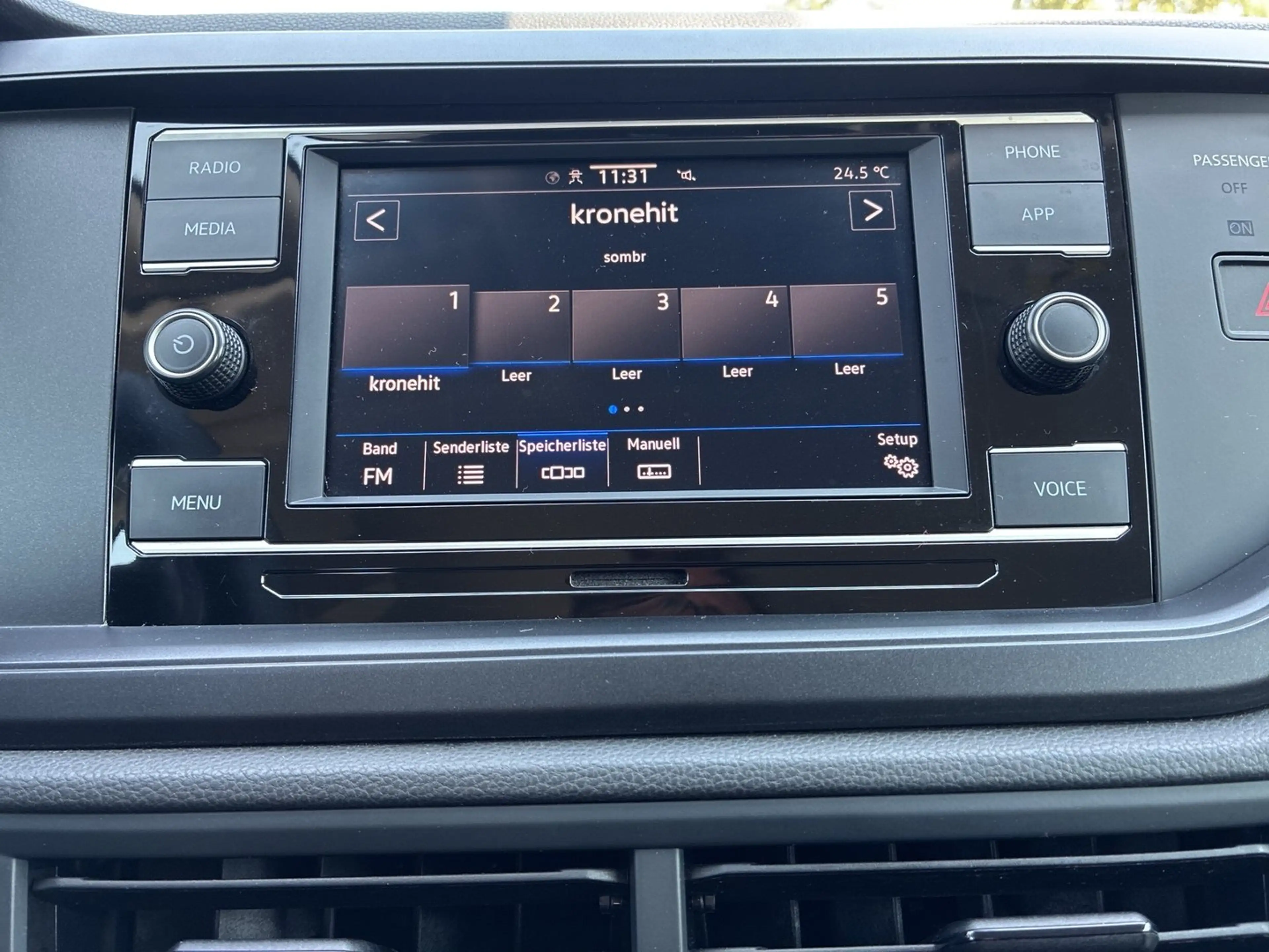Volkswagen Polo TSI — photo 18