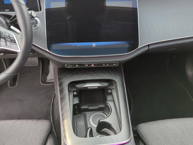 Mercedes-Benz E 200 T Avantg n.Mod+PANO+LED+NAVI+MBUX+KEYLESS — photo 12