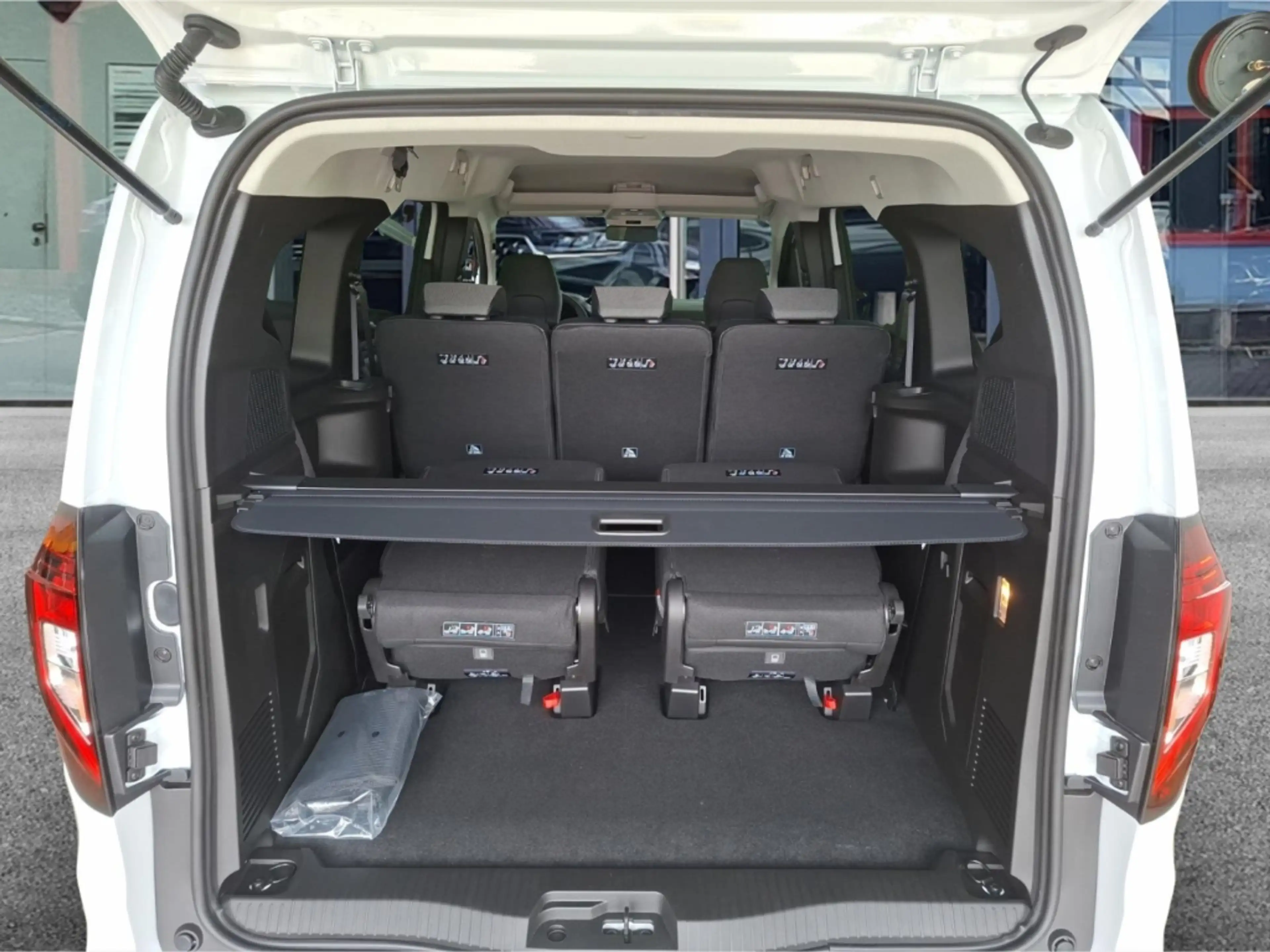 Nissan Townstar Tekna Kombi L2 130 DIG-T °LED°Navi°SHZ° — photo 6