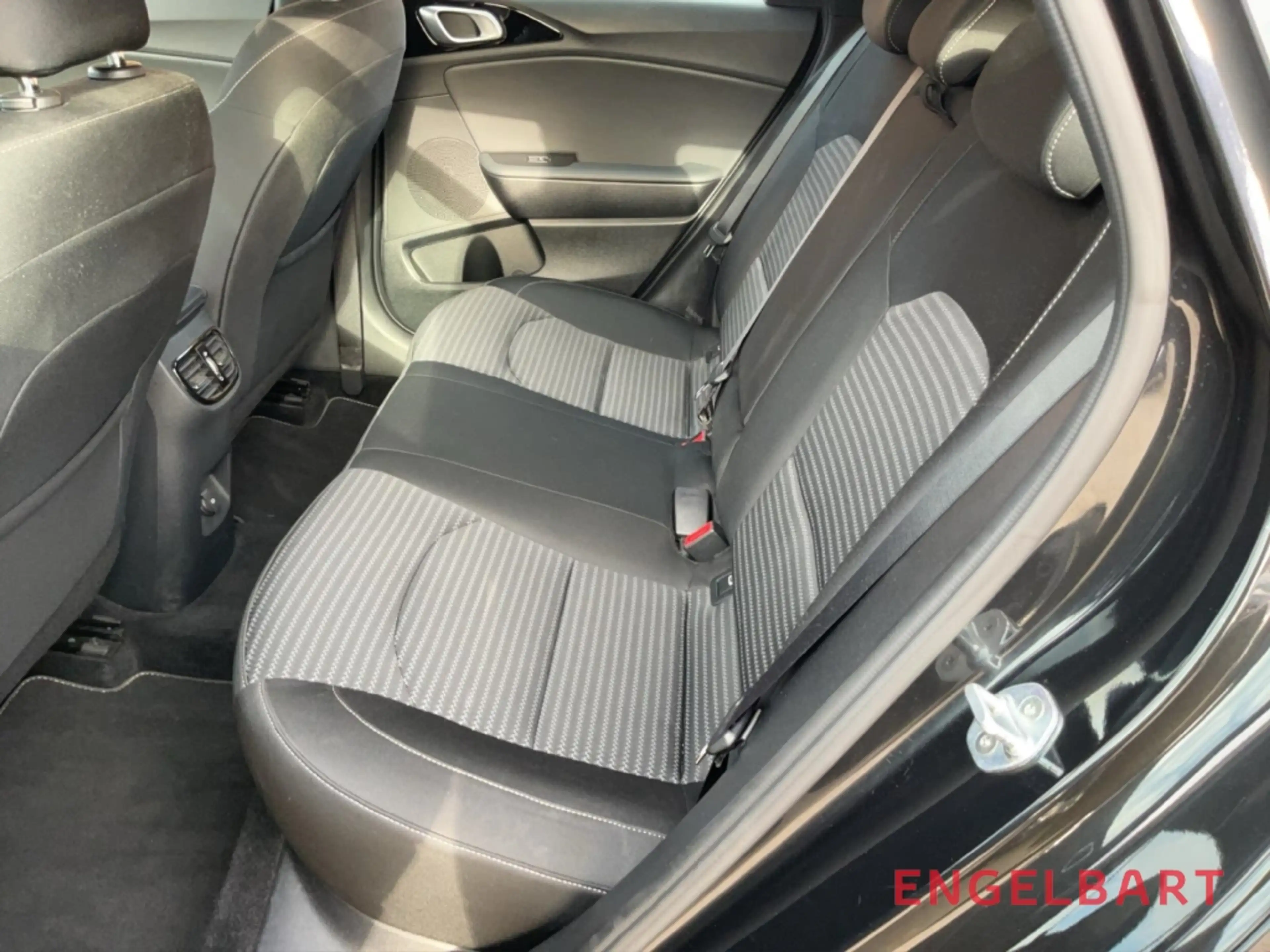 Kia Ceed / cee'd Sportswagon JBL Sound Edition Navi Digitales Cockp — photo 12