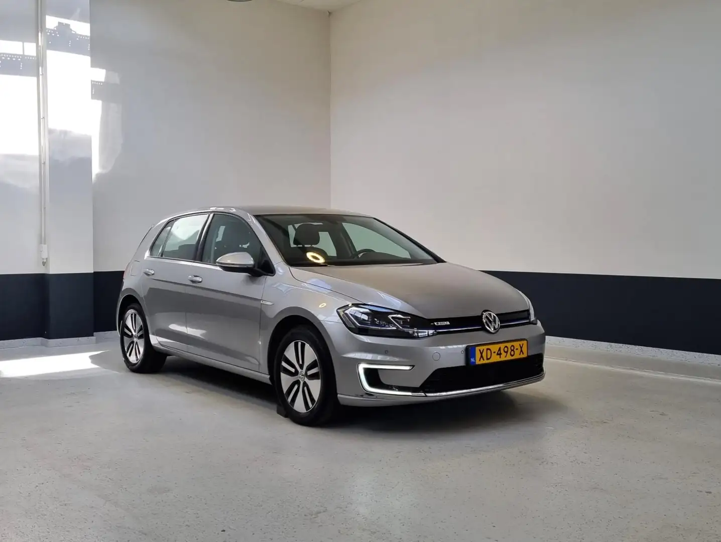 Volkswagen e-Golf E-Golf | NL | 1e Eigenaar | Navi | PDC | SUBSIDIE Сірий - 1