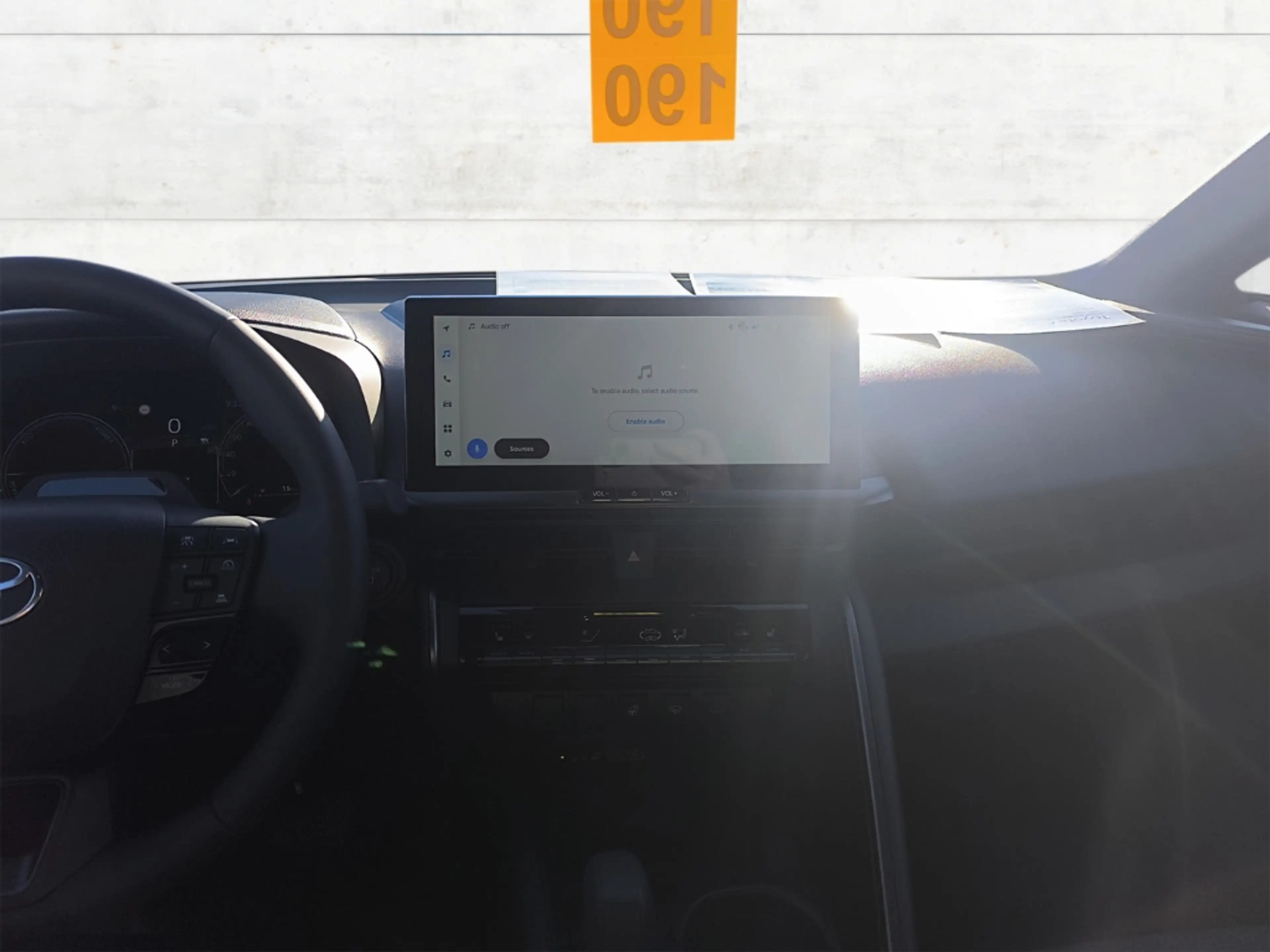 Toyota C-HR Hybrid FWD Team Deutschland Navi LED ACC El. Heckk — photo 11