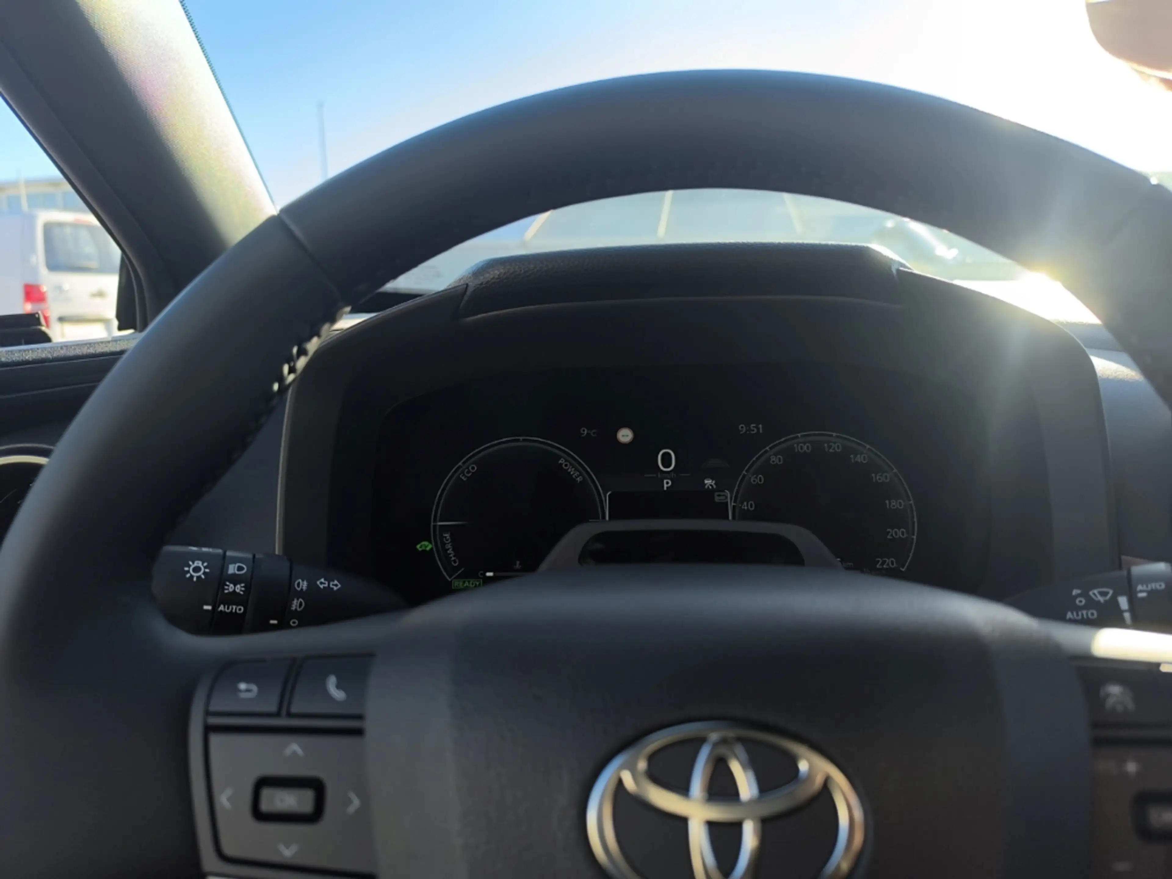 Toyota C-HR Hybrid FWD Team Deutschland Navi LED ACC El. Heckk — photo 13