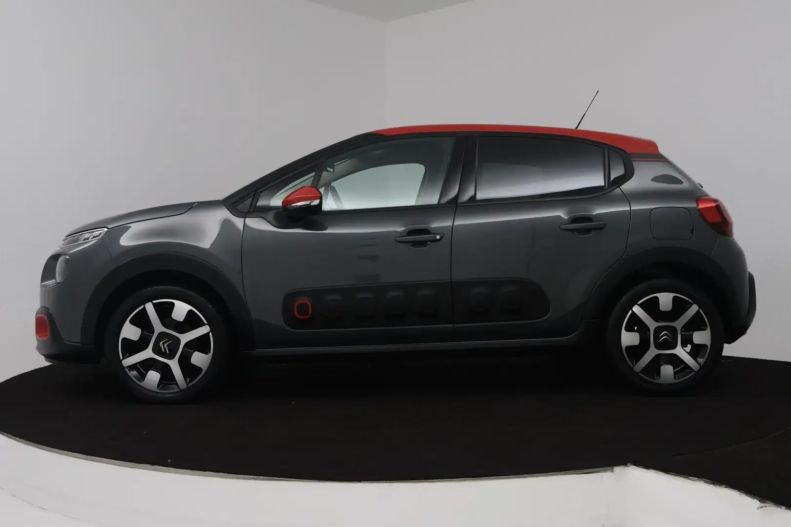 Citroen C3 1.2 PureTech S&S Shine (ACHTERUITRIJCAMERA, LANE-A Grijs - 2