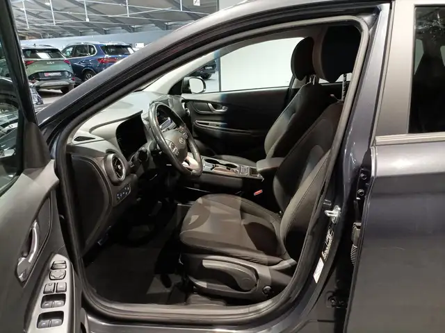Hyundai Kona view 8