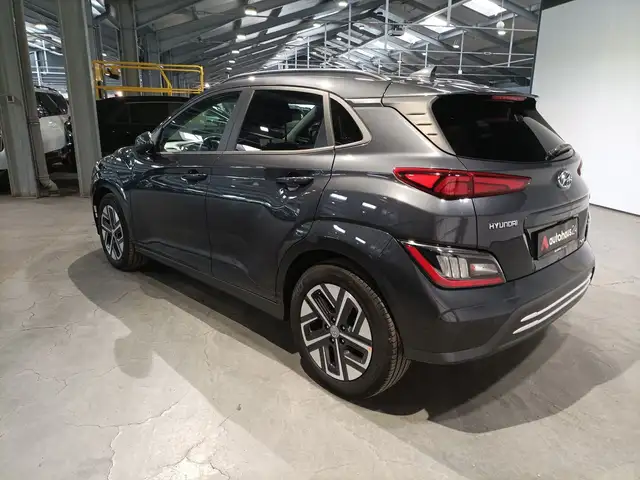 Hyundai Kona view 4