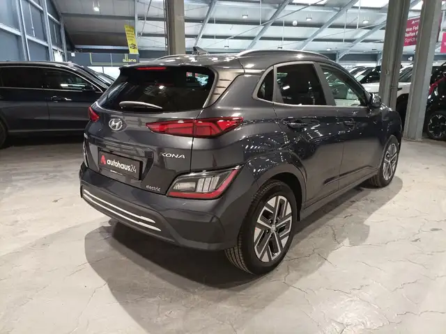 Hyundai Kona view 5