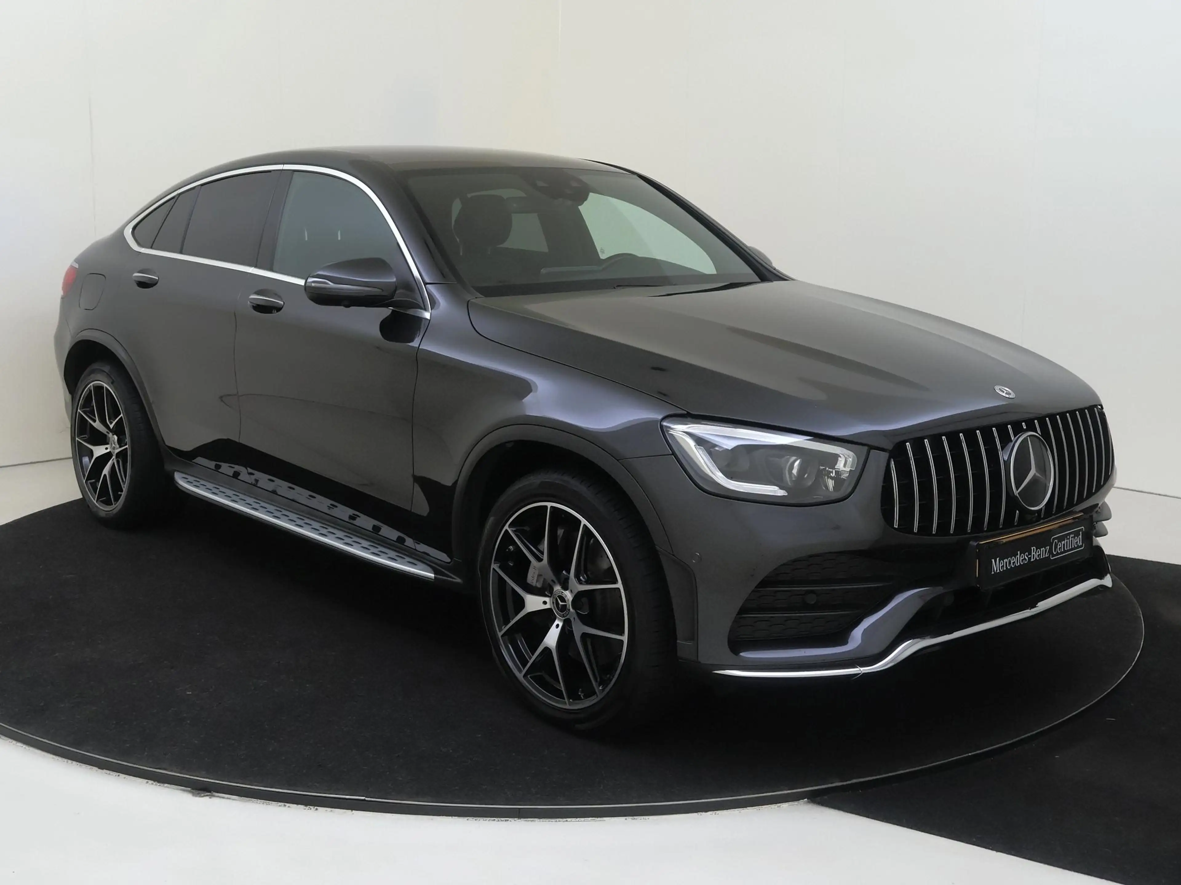 Mercedes-Benz GLC 300 Coupé 300e 4MATIC Premium Plus / AMG/ 20 inch/ Sto — photo 2
