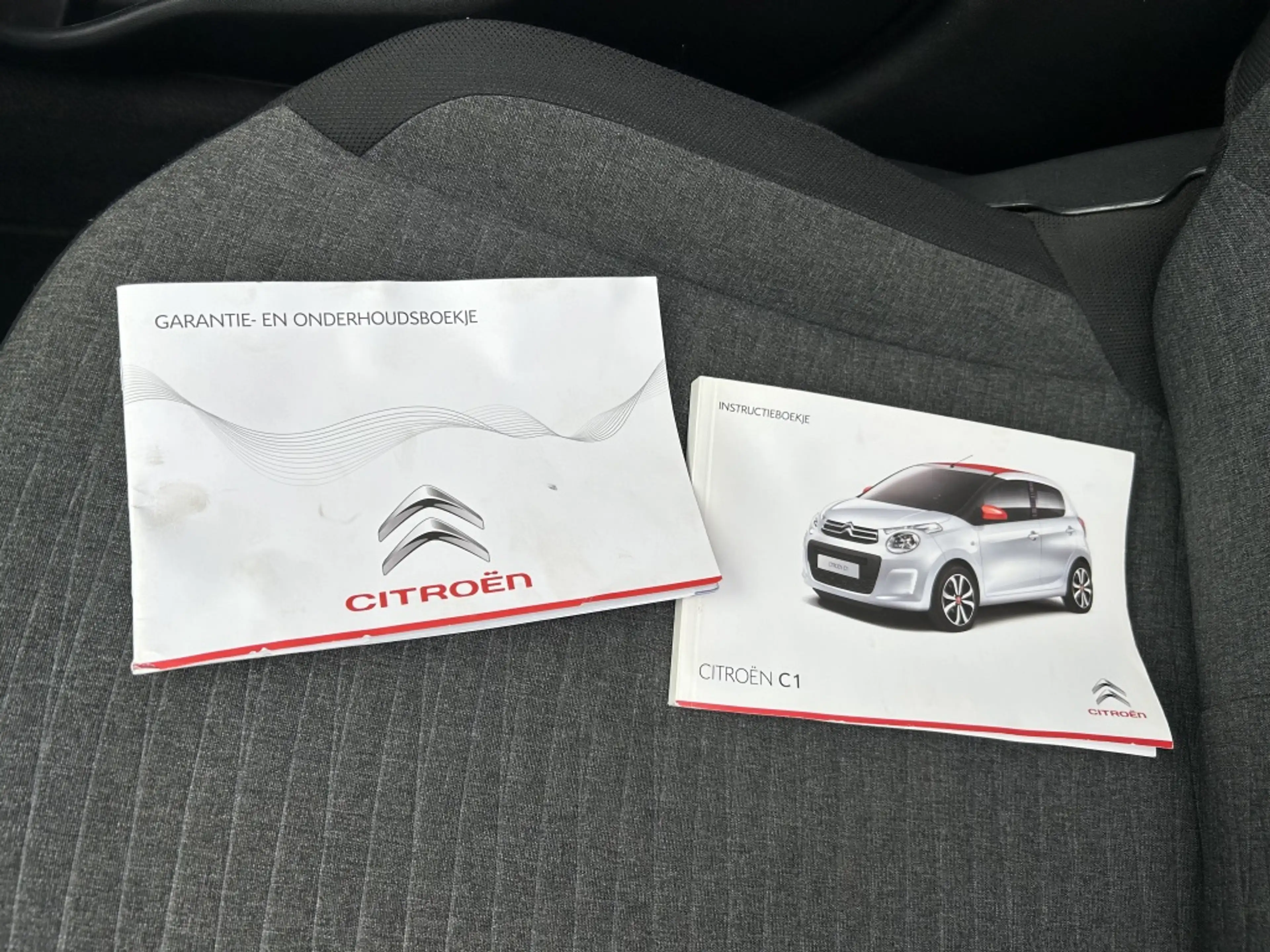 Citroen C1 1.0 VTi 68PK ETG 5D Airscape AIRSCAPE SHINE — photo 9