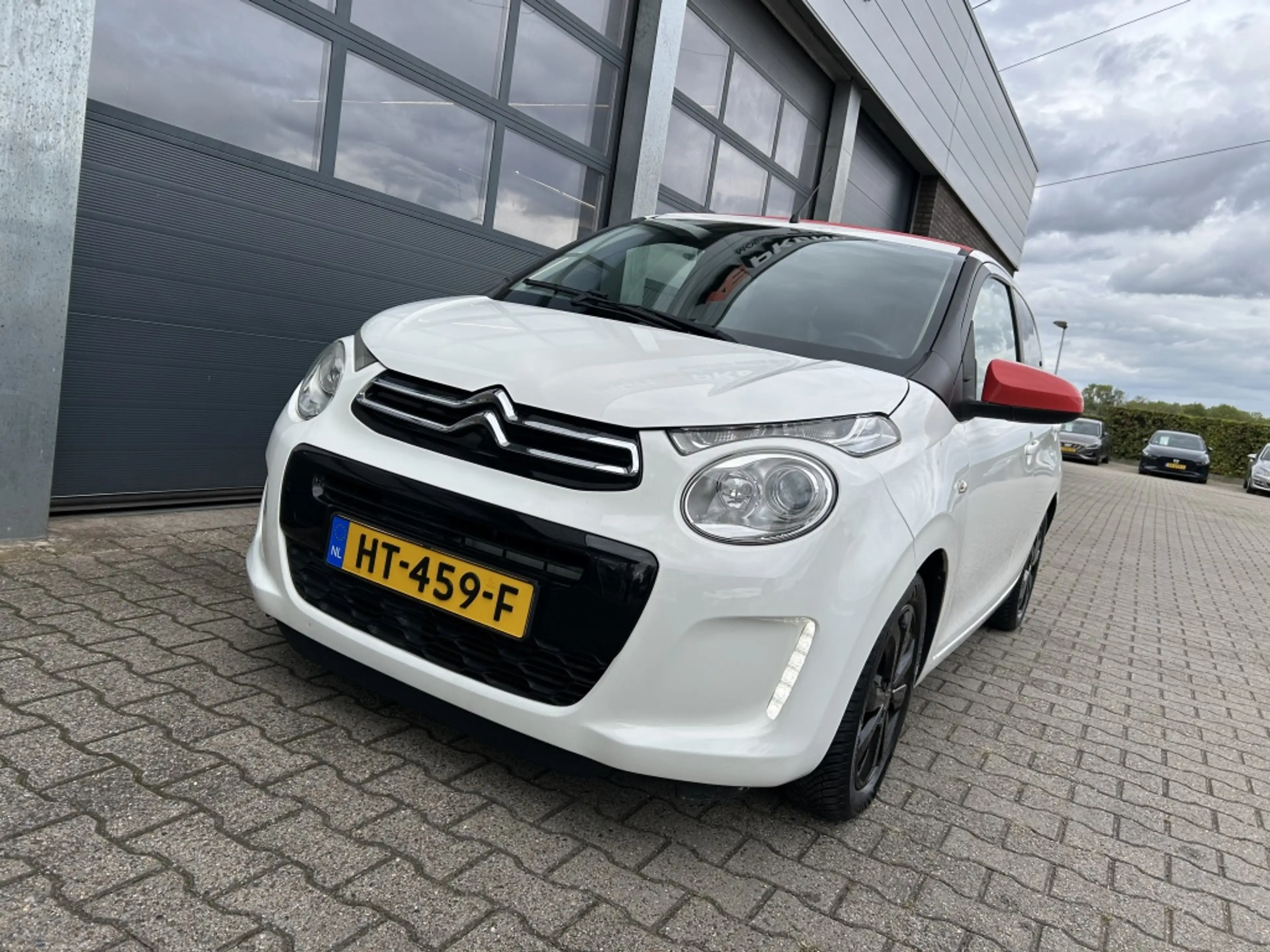 Citroen C1 1.0 VTi 68PK ETG 5D Airscape AIRSCAPE SHINE — photo 13