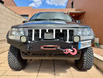 Grand Cherokee 2.7CRD Laredo