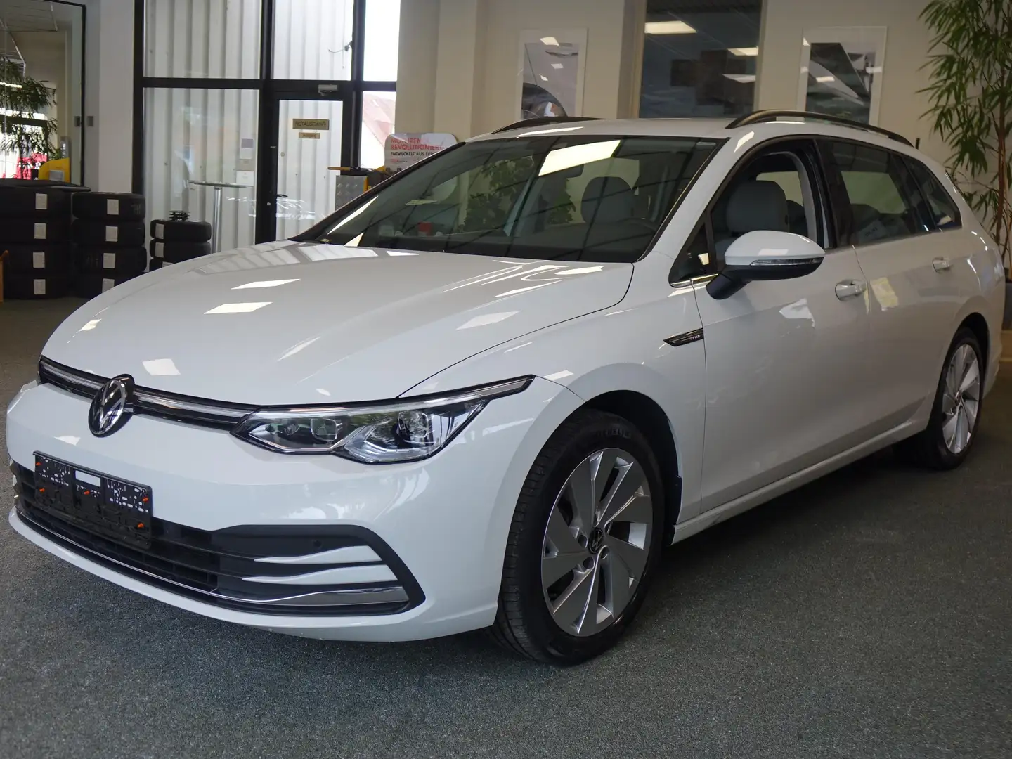 Volkswagen Golf Variant Style +Anhängerkupplung+Standheizung+SHZ hinten Blanc - 2