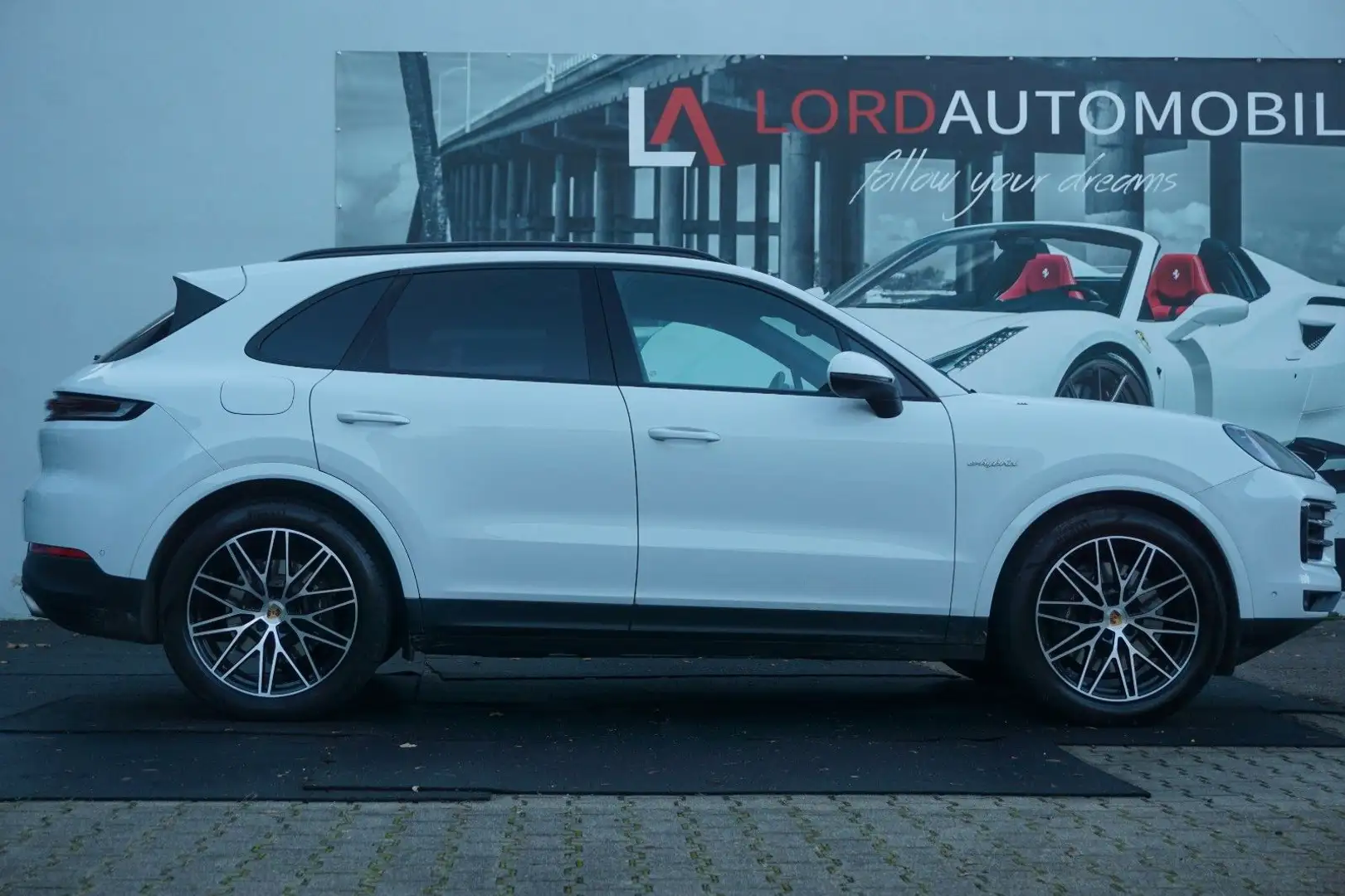 Porsche Cayenne E-Hybrid*Luft*Pano*AHK*BOSE*HeadUp*Soft - 2