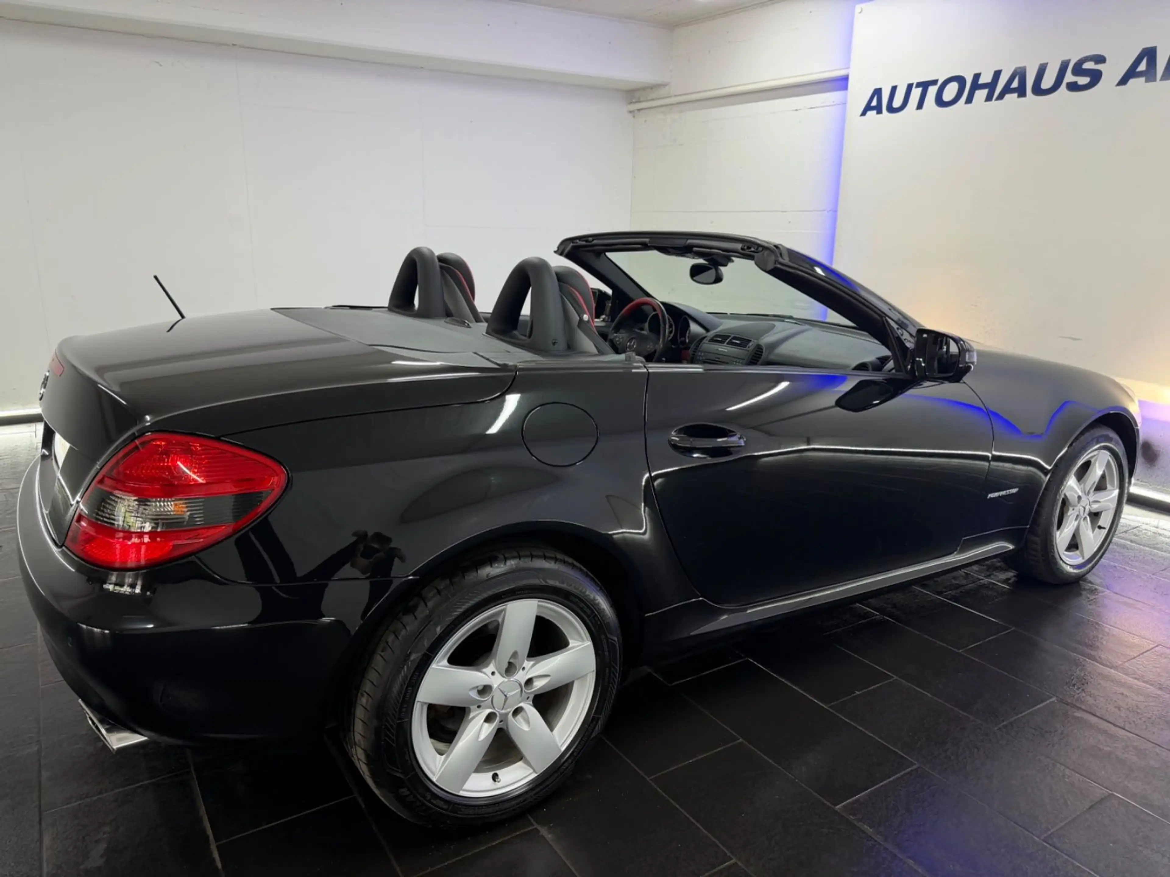 Mercedes-Benz SLK 200 Roadster Komp designo PDC AIRSCARF BIXEN — photo 14