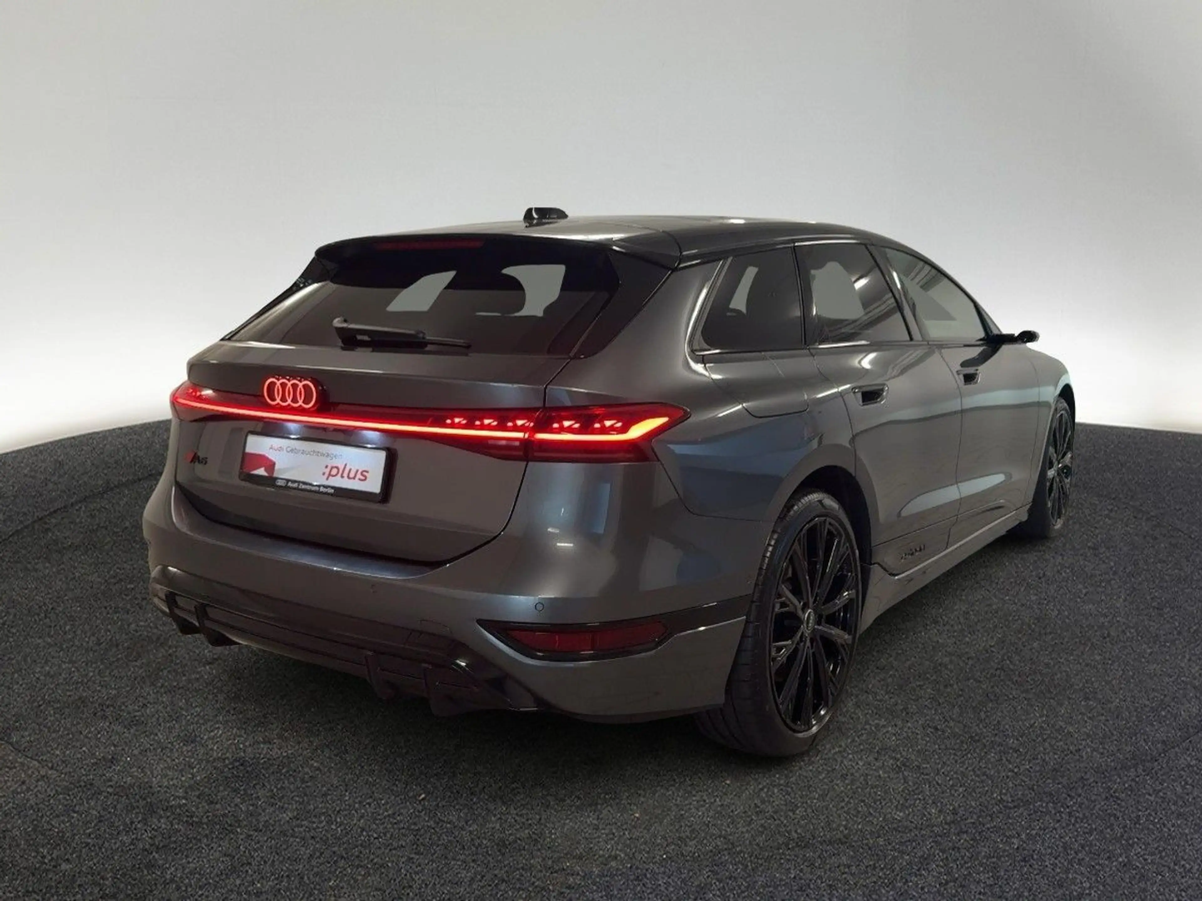 Audi A6 e-tron edition one grey performance — photo 6